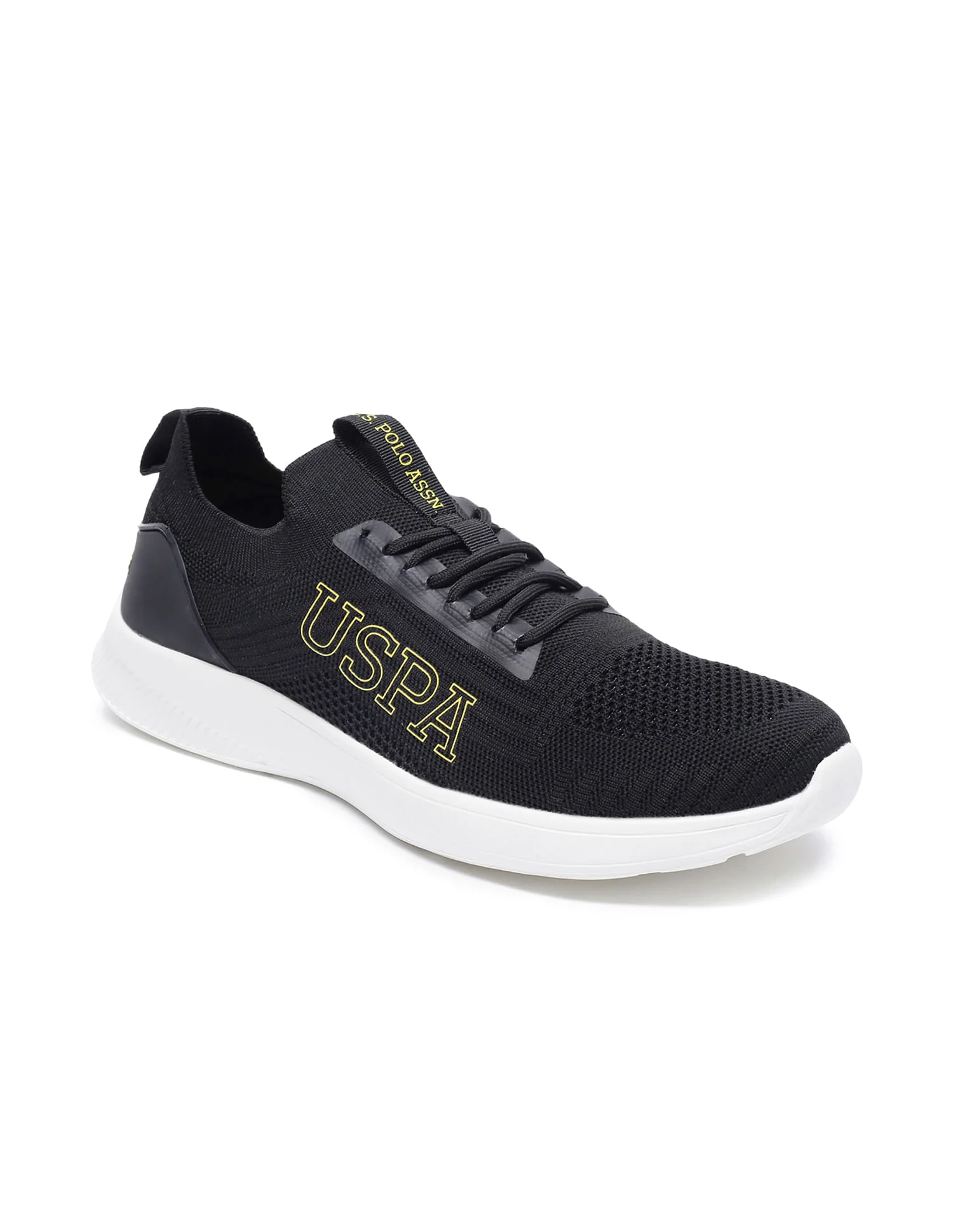 Panelled Flyknit Solid Callum Sneakers