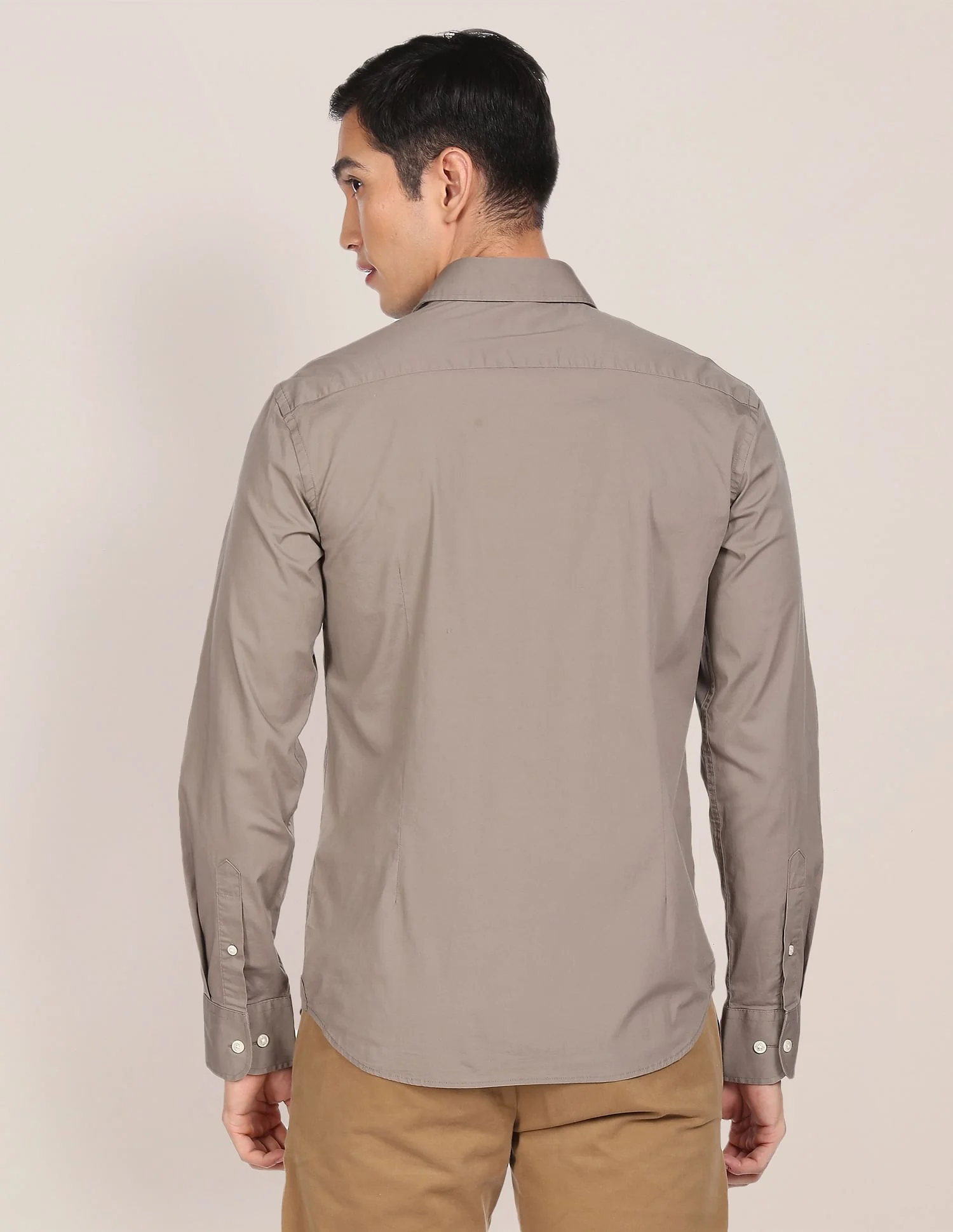 Regular Fit Solid Casual Shirt - Image 5