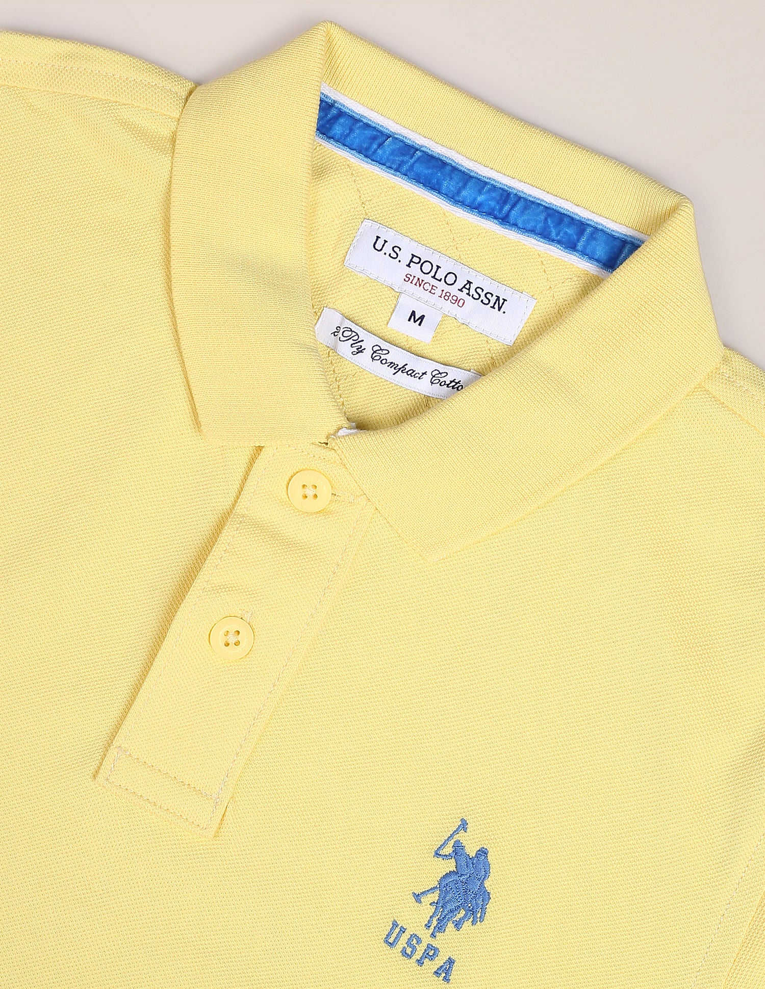 Ribbed Collar Solid Polo Shirt - Image 2