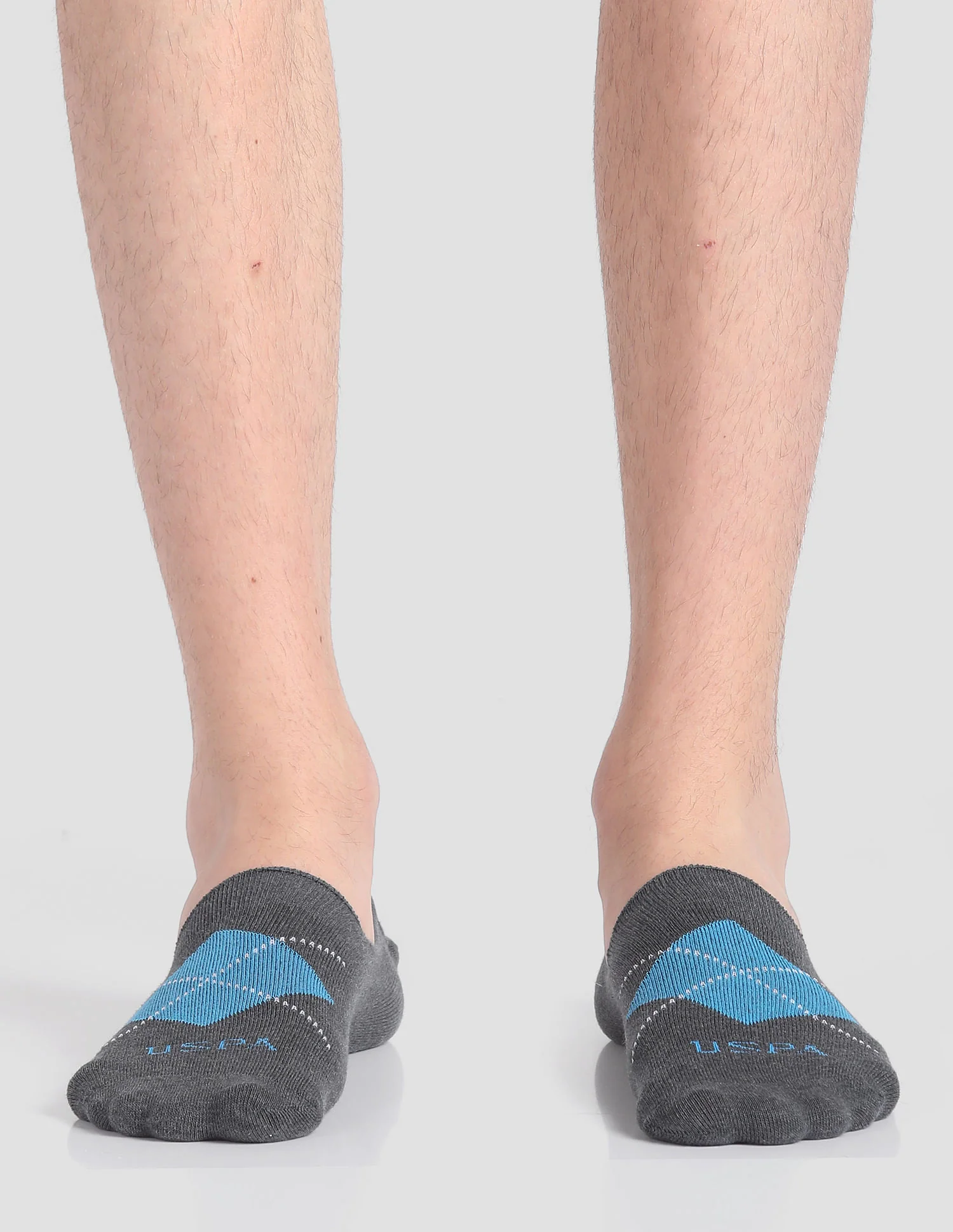 Silicone Grip No Show I646 Socks - Pack Of 3 - Image 2