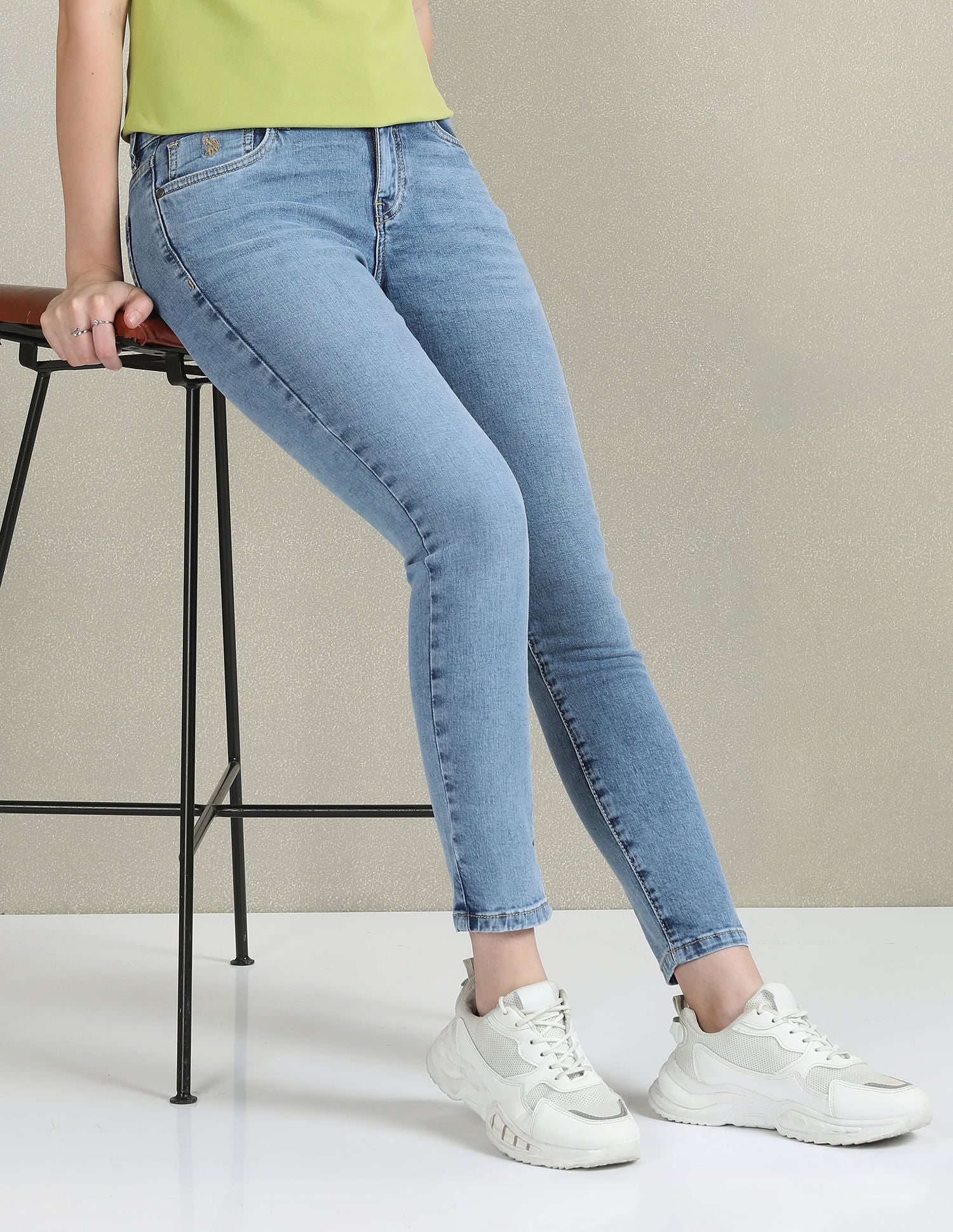 Skinny Fit Rinsed Jeans