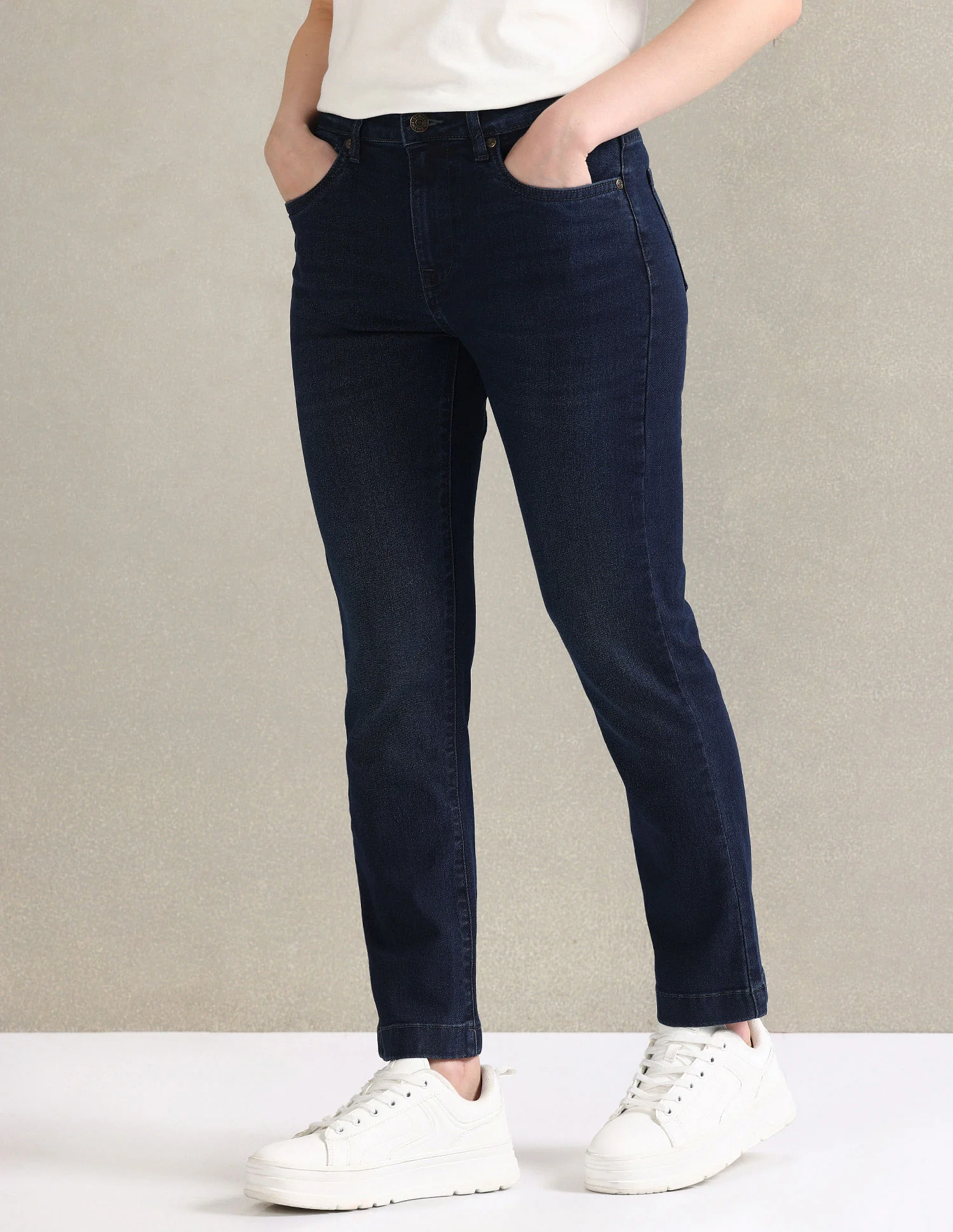 Slim Fit Blue Jeans - Image 4