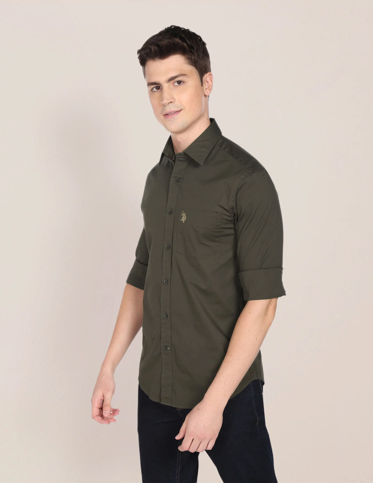 Slim Fit Solid Casual Shirt