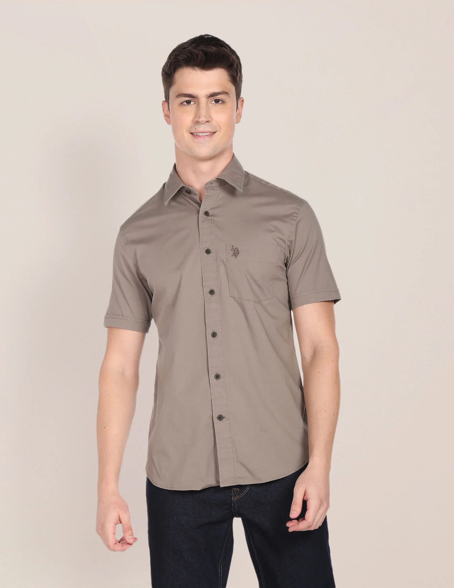 Slim Fit Solid Casual Shirt