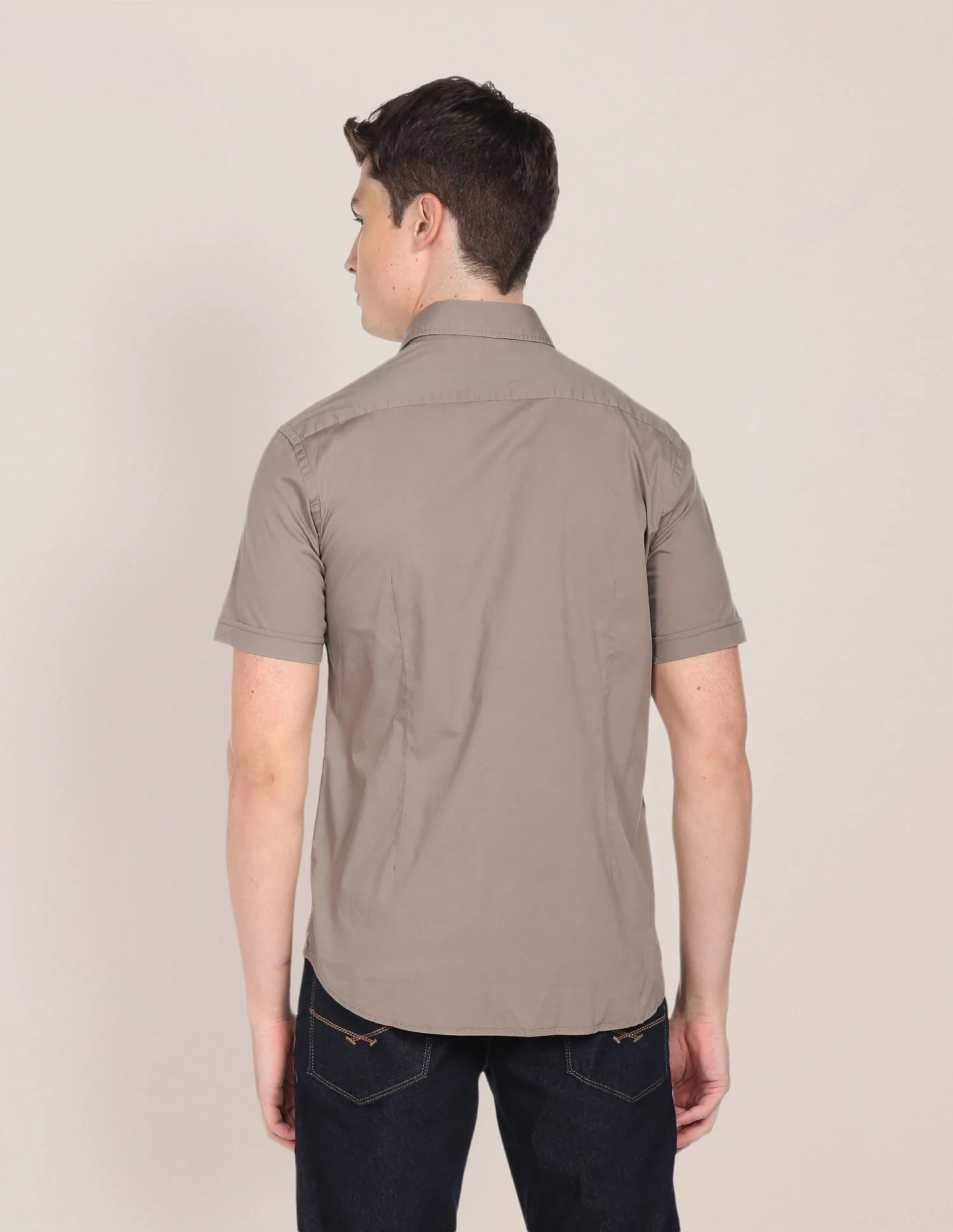 Slim Fit Solid Casual Shirt - Image 5