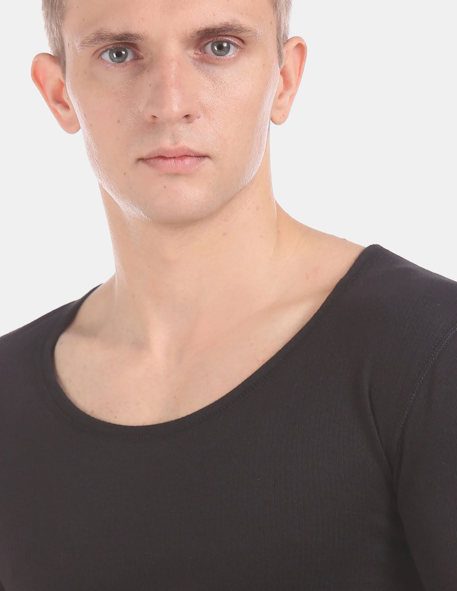 Slim Fit Solid I652 Thermal T-Shirt - Pack Of 1 - Image 5