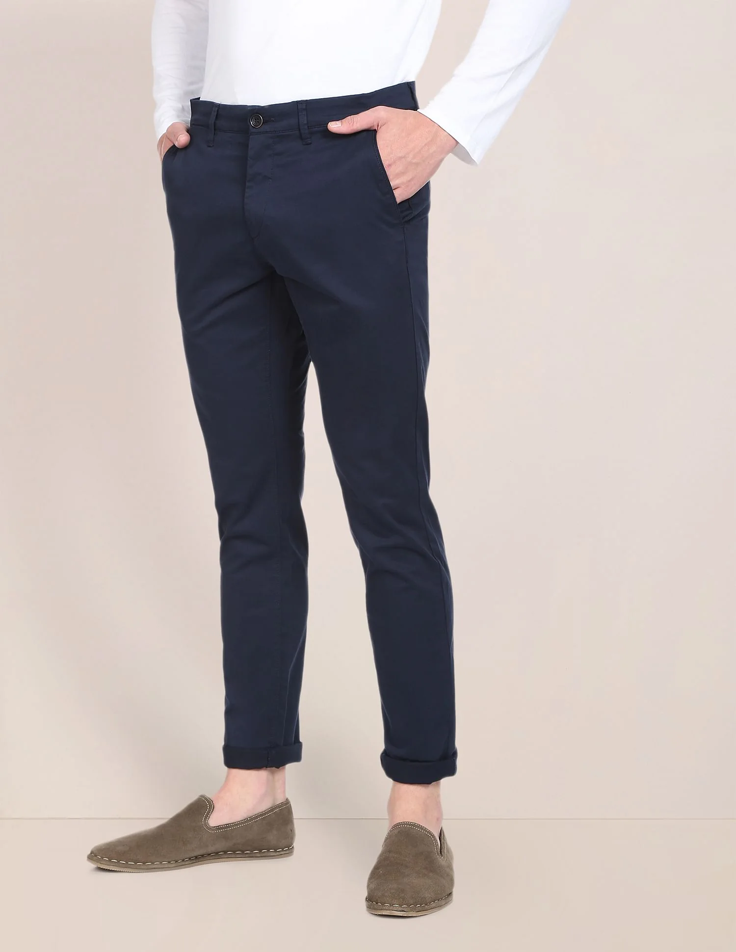 Solid Austin Trim Fit Casual Trousers