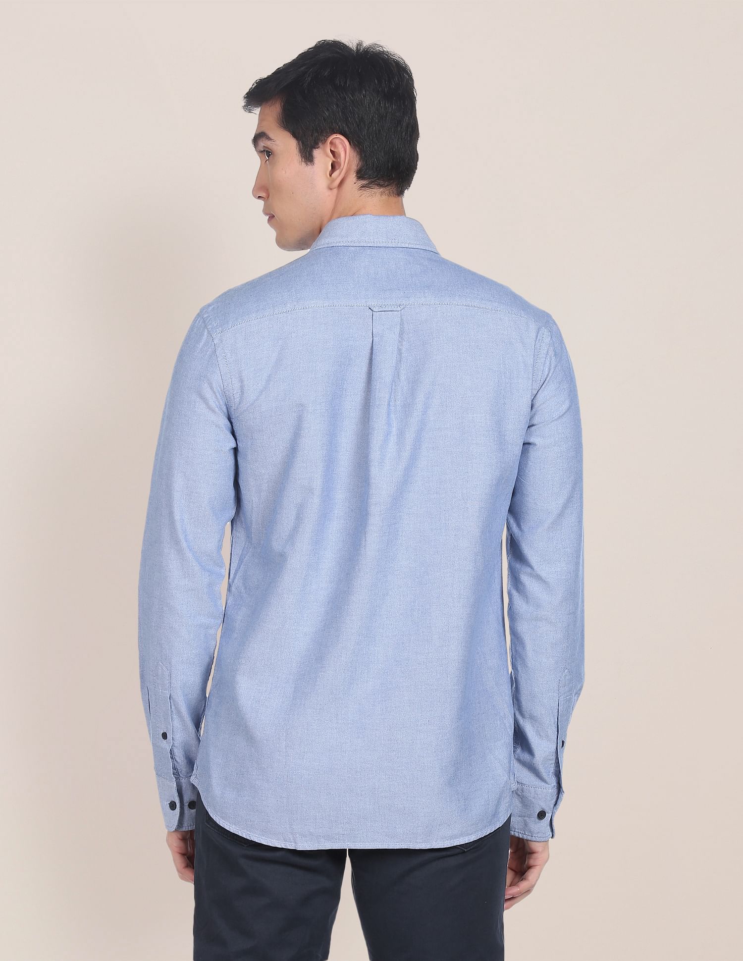 Solid Spread Collar Casual Shirt - Image 5