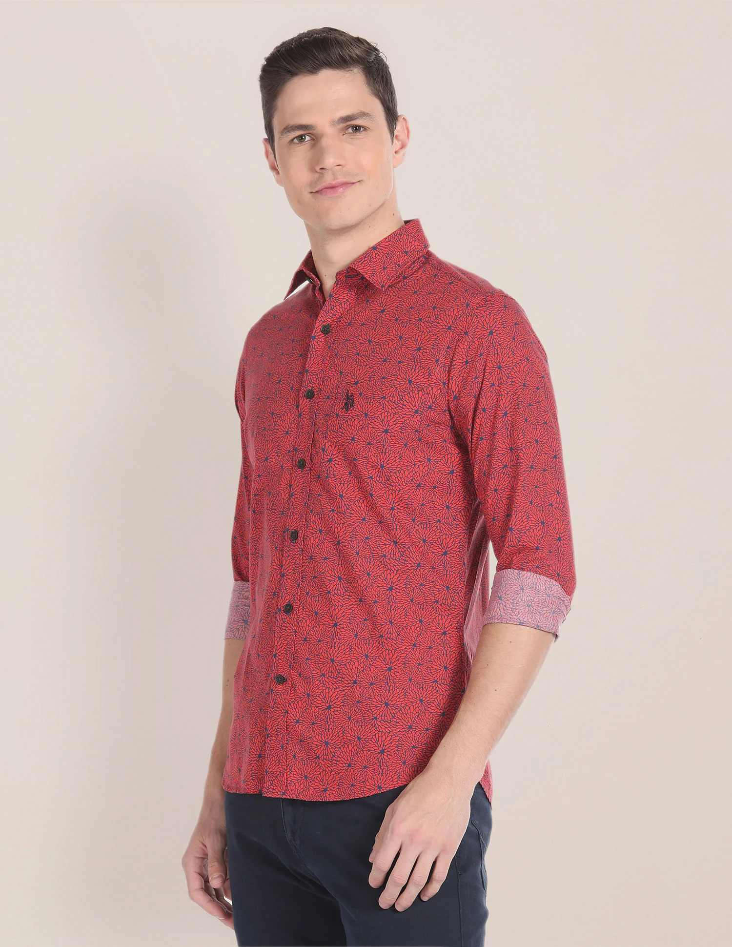 Spread Collar Graphic Print Shirt - Image 4