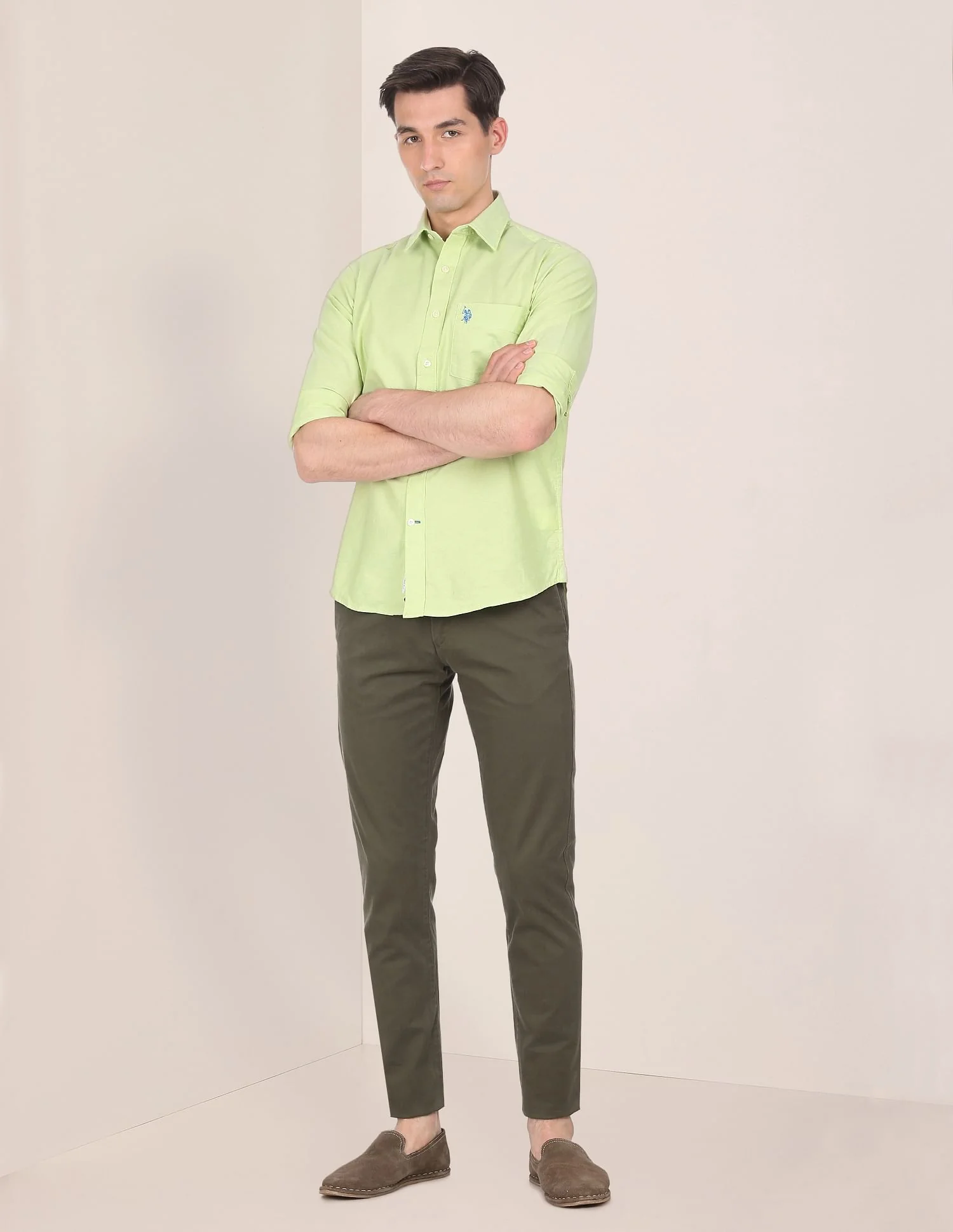 Spread Collar Solid Casual Shirt - Image 2