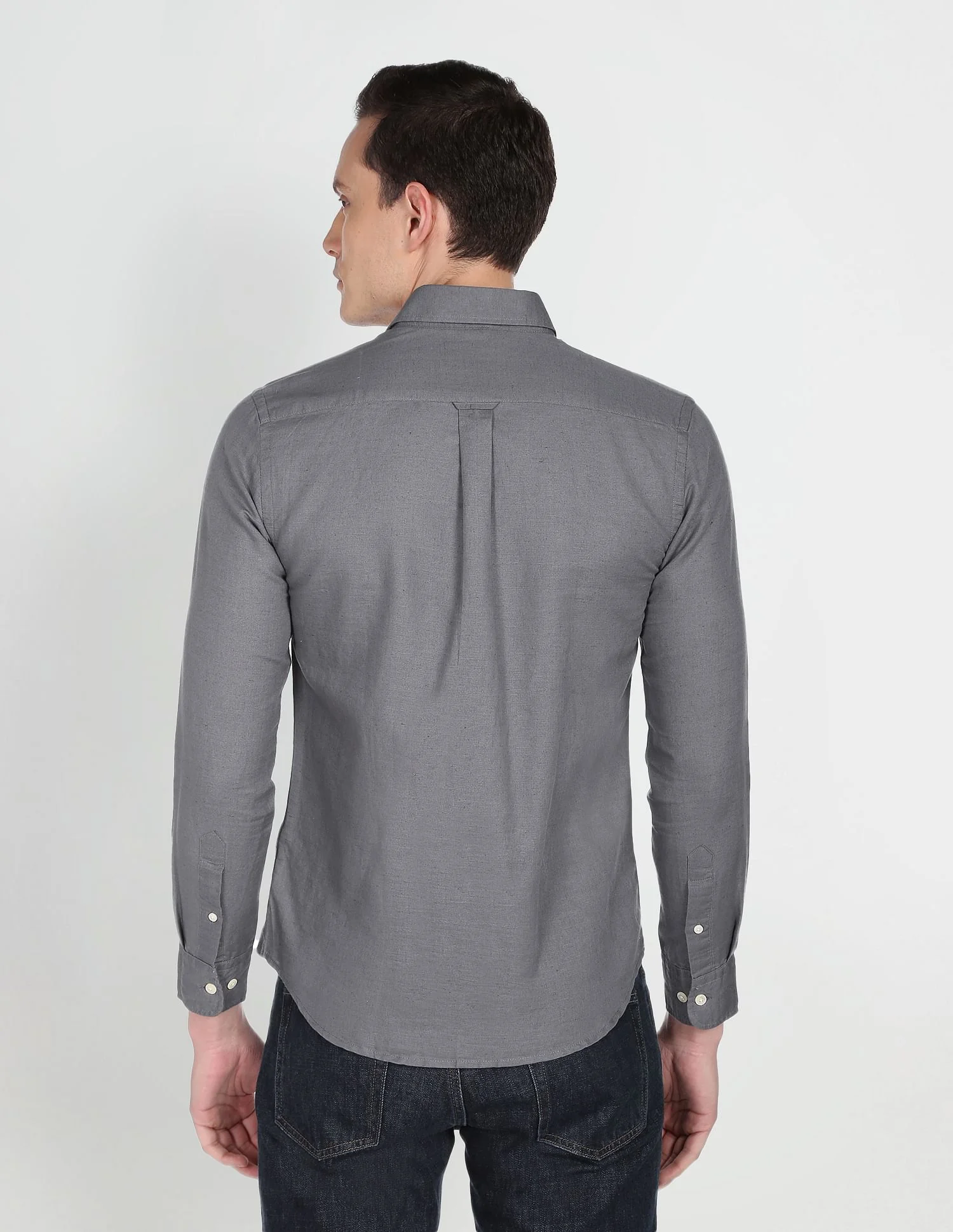 Spread Collar Solid Casual Shirt - Image 5