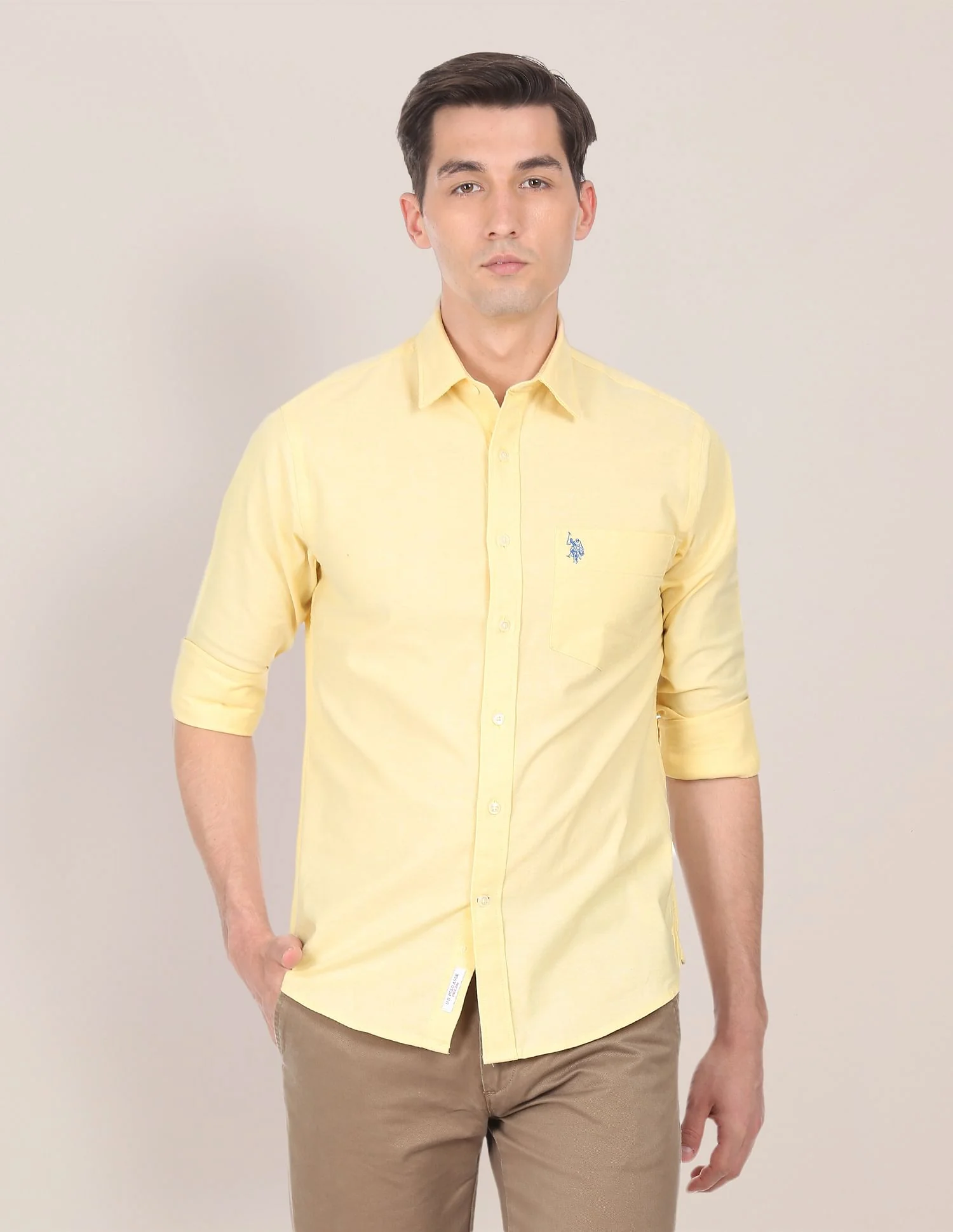 Spread Collar Solid Casual Shirt