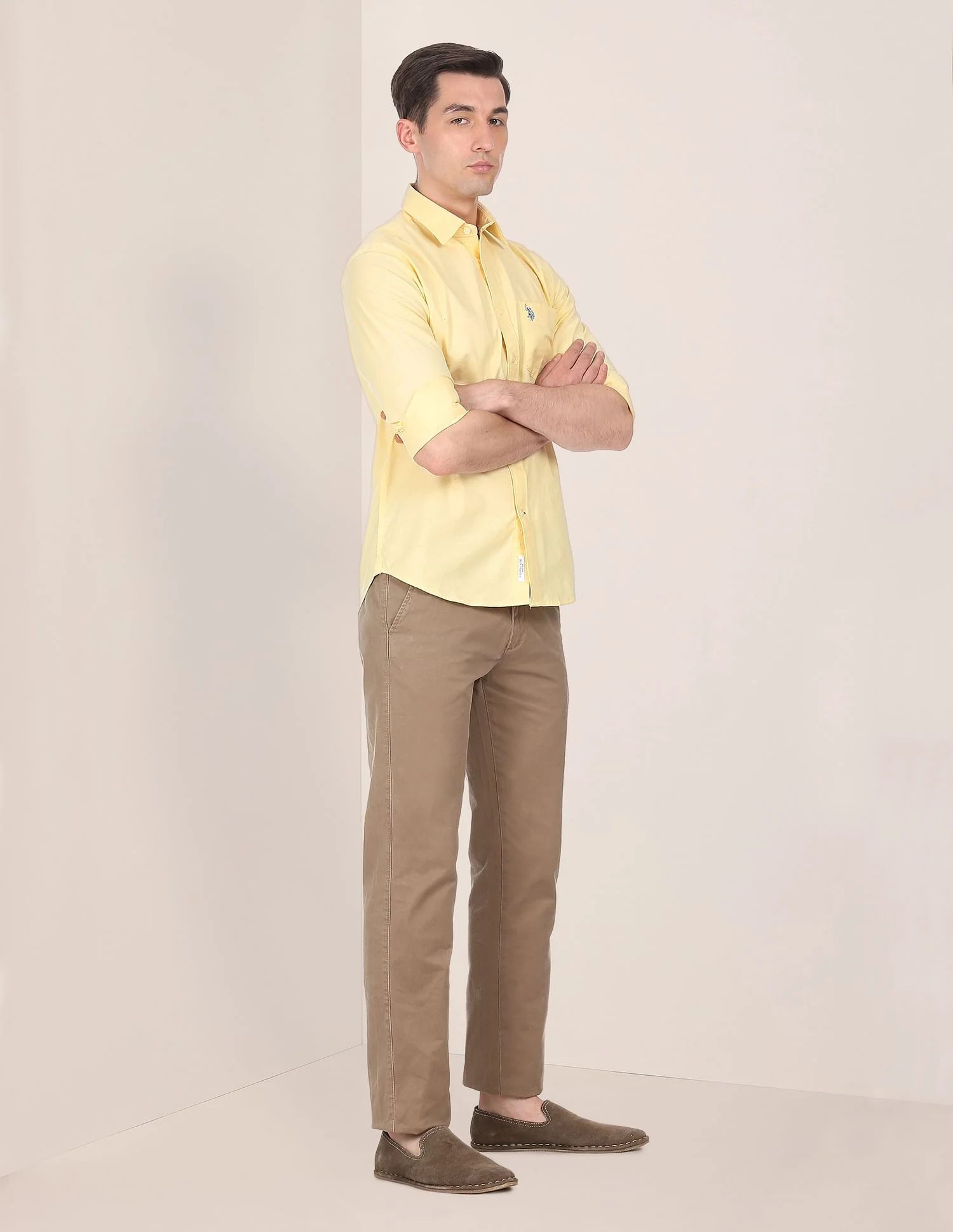 Spread Collar Solid Casual Shirt - Image 2