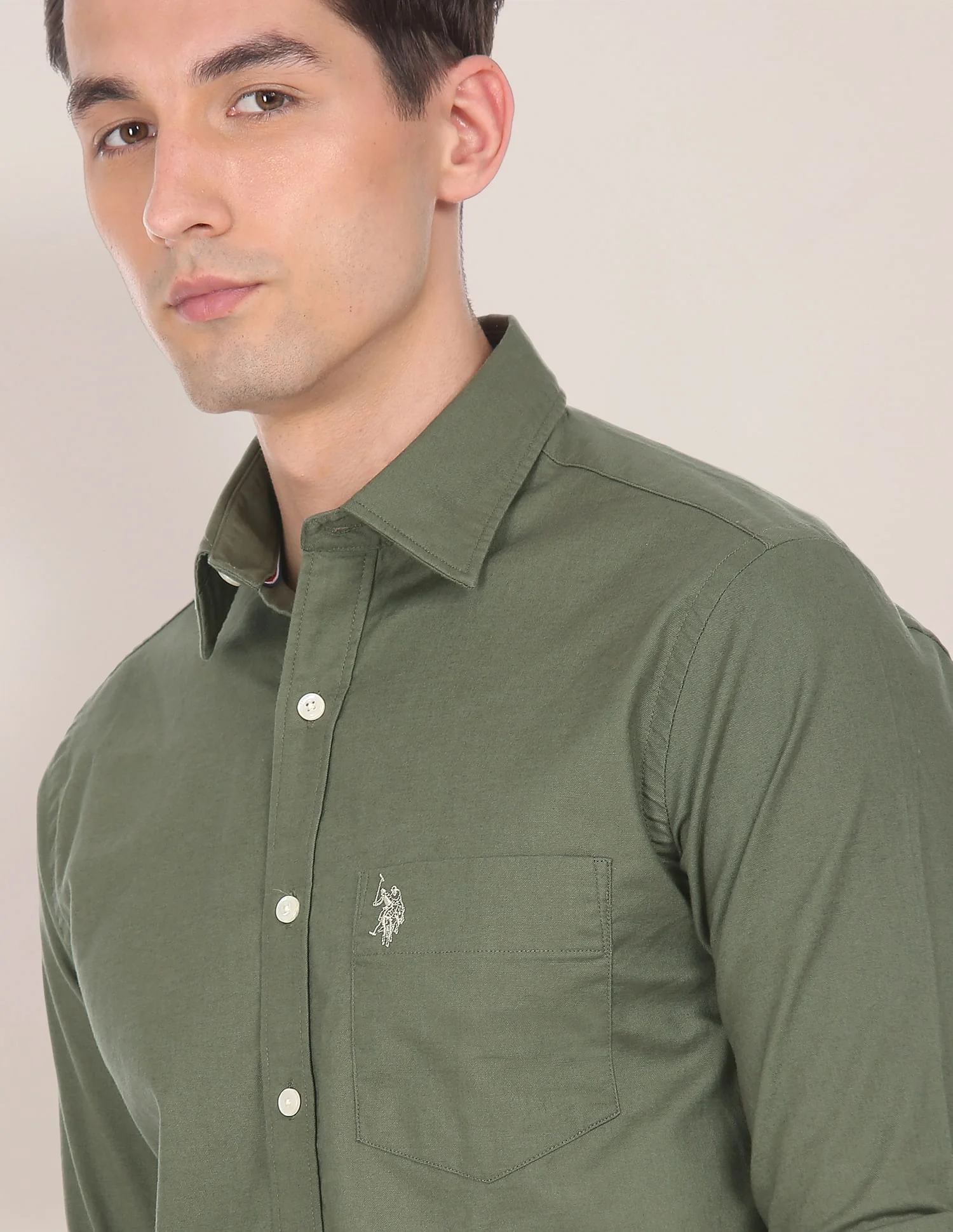Spread Collar Solid Casual Shirt - Image 5