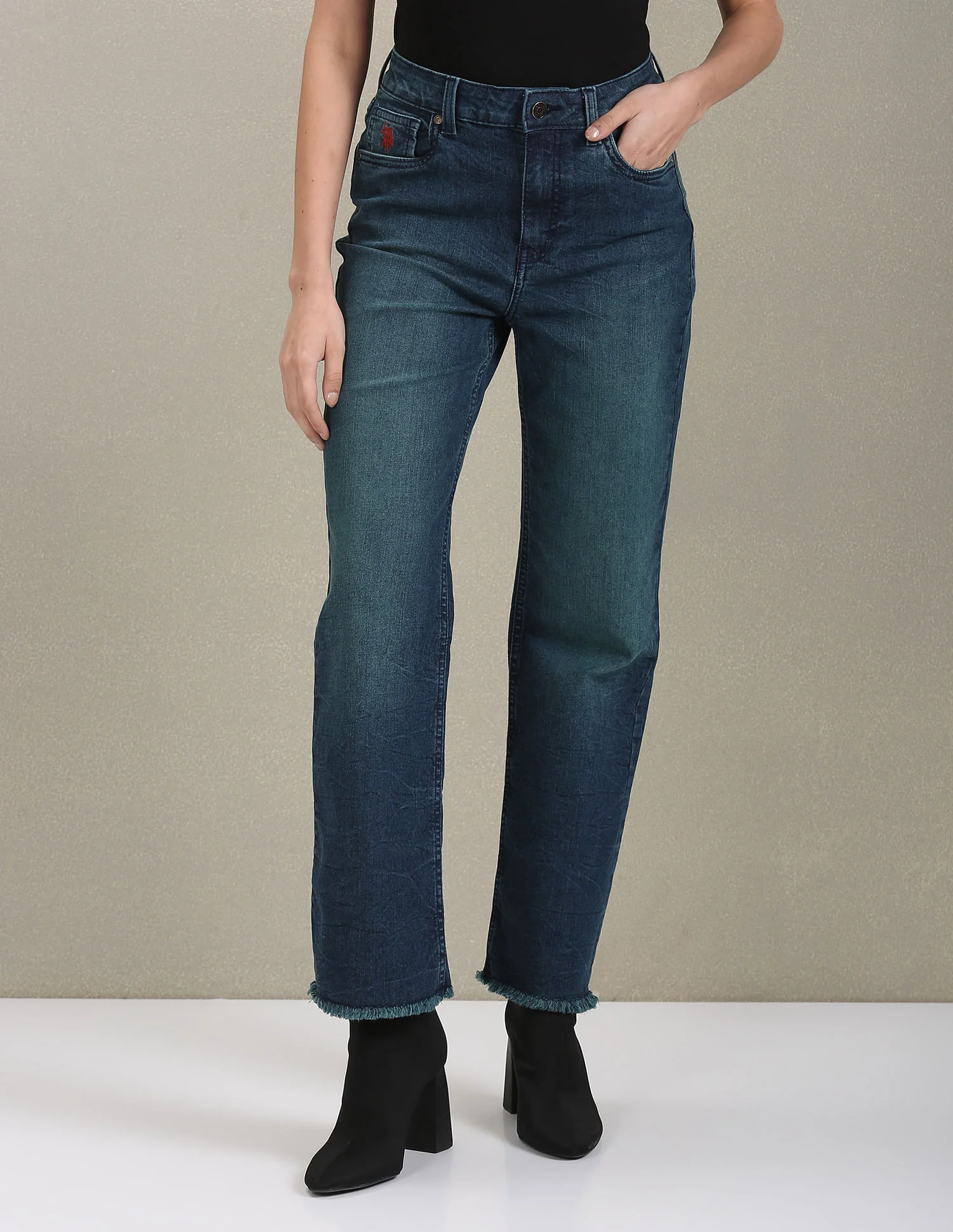 Straight Fit Rinsed Jeans - Image 6