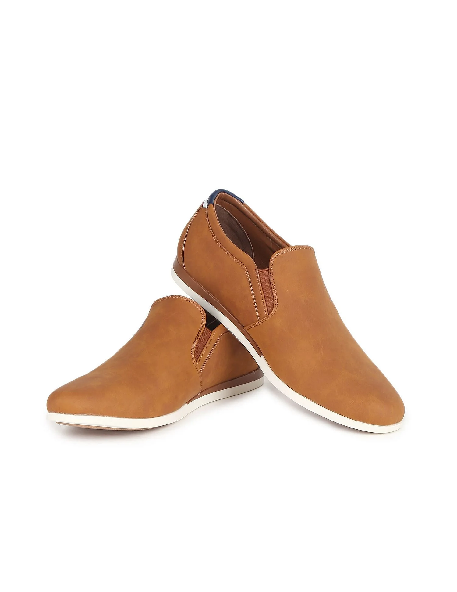 Men Textured Wade Slip On Shoes - Image 3
