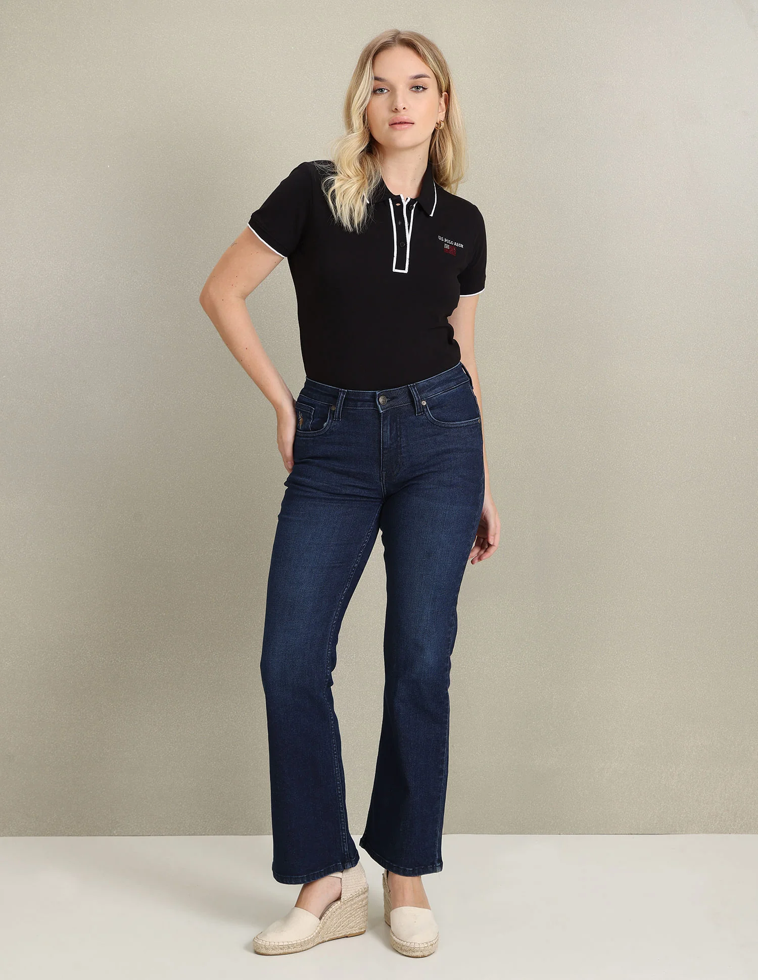Tipped Collar Solid Polo Shirt - Image 3