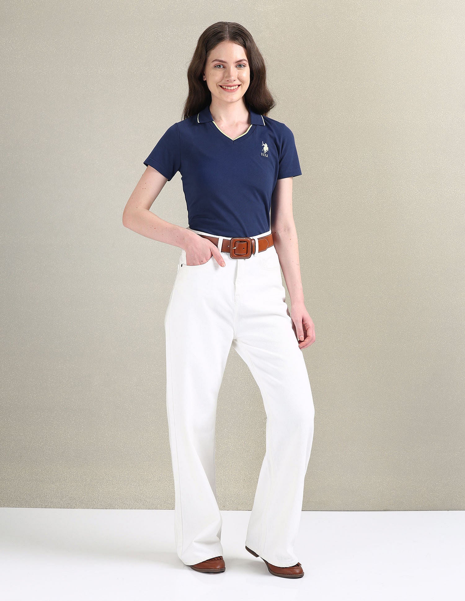 Tipped V-Neck Solid Polo Shirt - Image 3