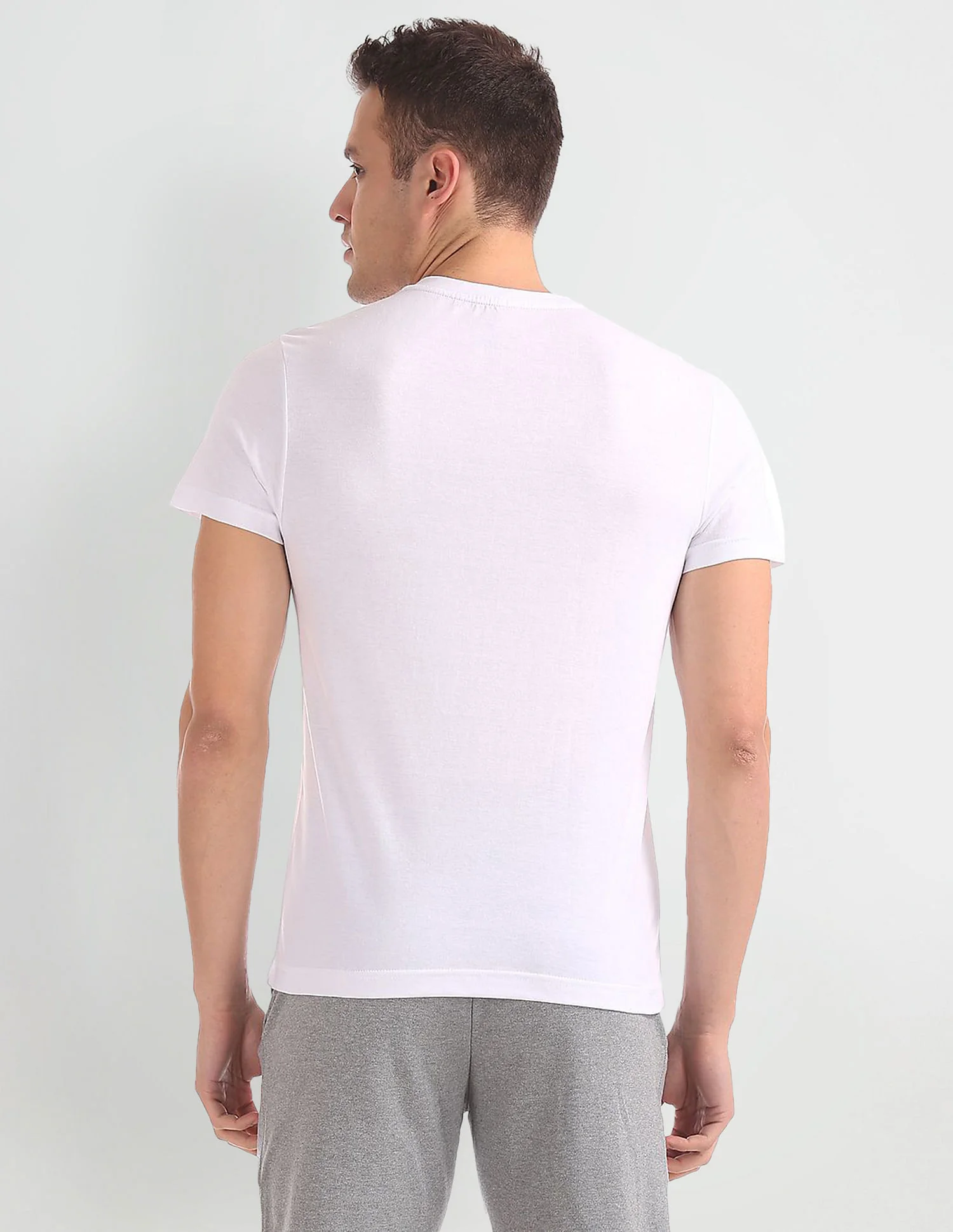 V-Neck Embroidered Logo I638 Lounge T-Shirt - Pack Of 1 - Image 4
