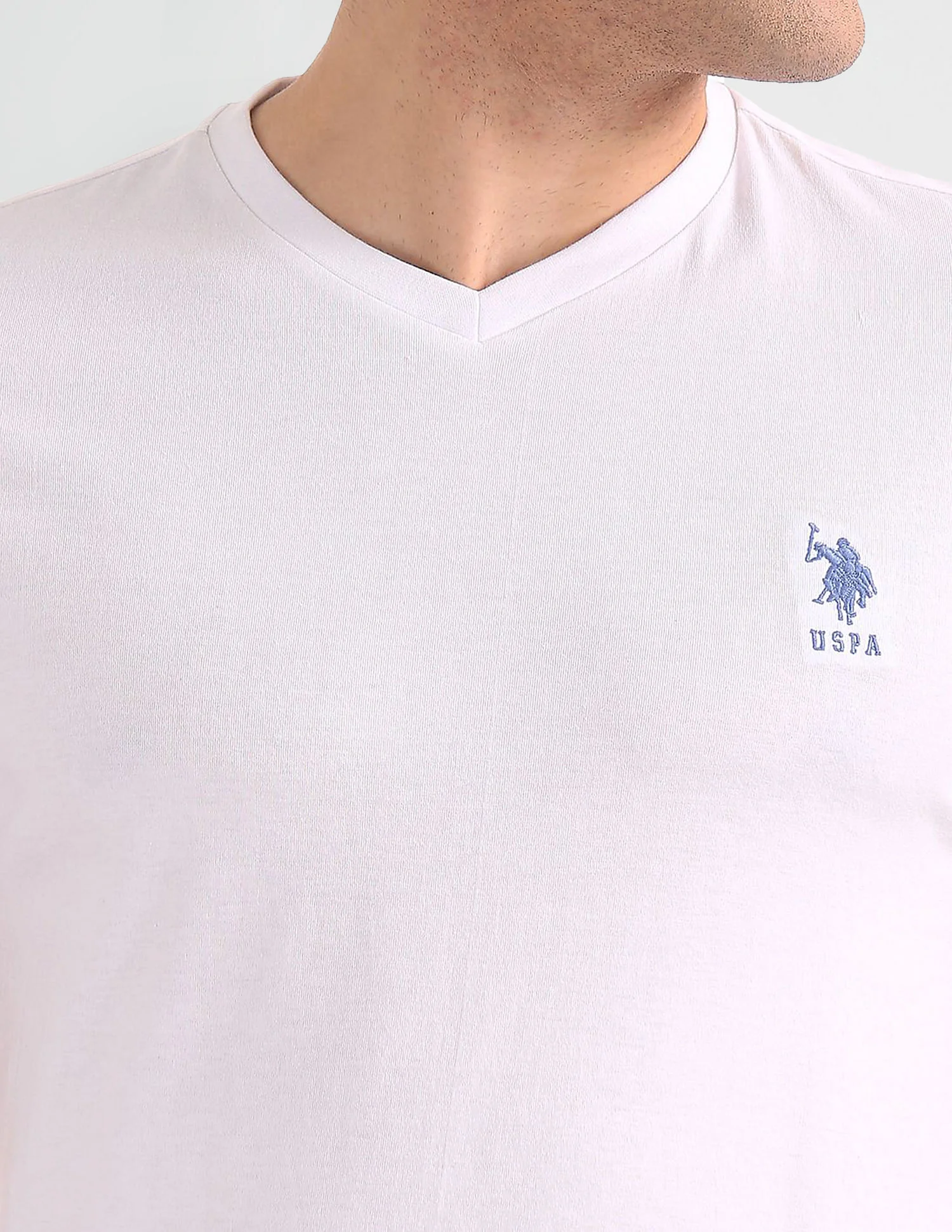 V-Neck Embroidered Logo I638 Lounge T-Shirt - Pack Of 1 - Image 5