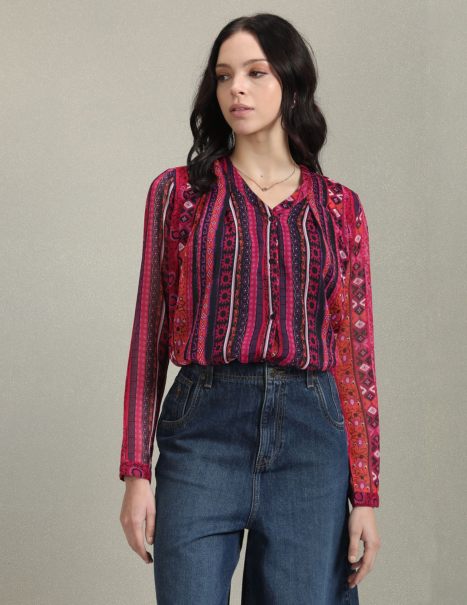 V-Neck Graphic Print Top - Image 6