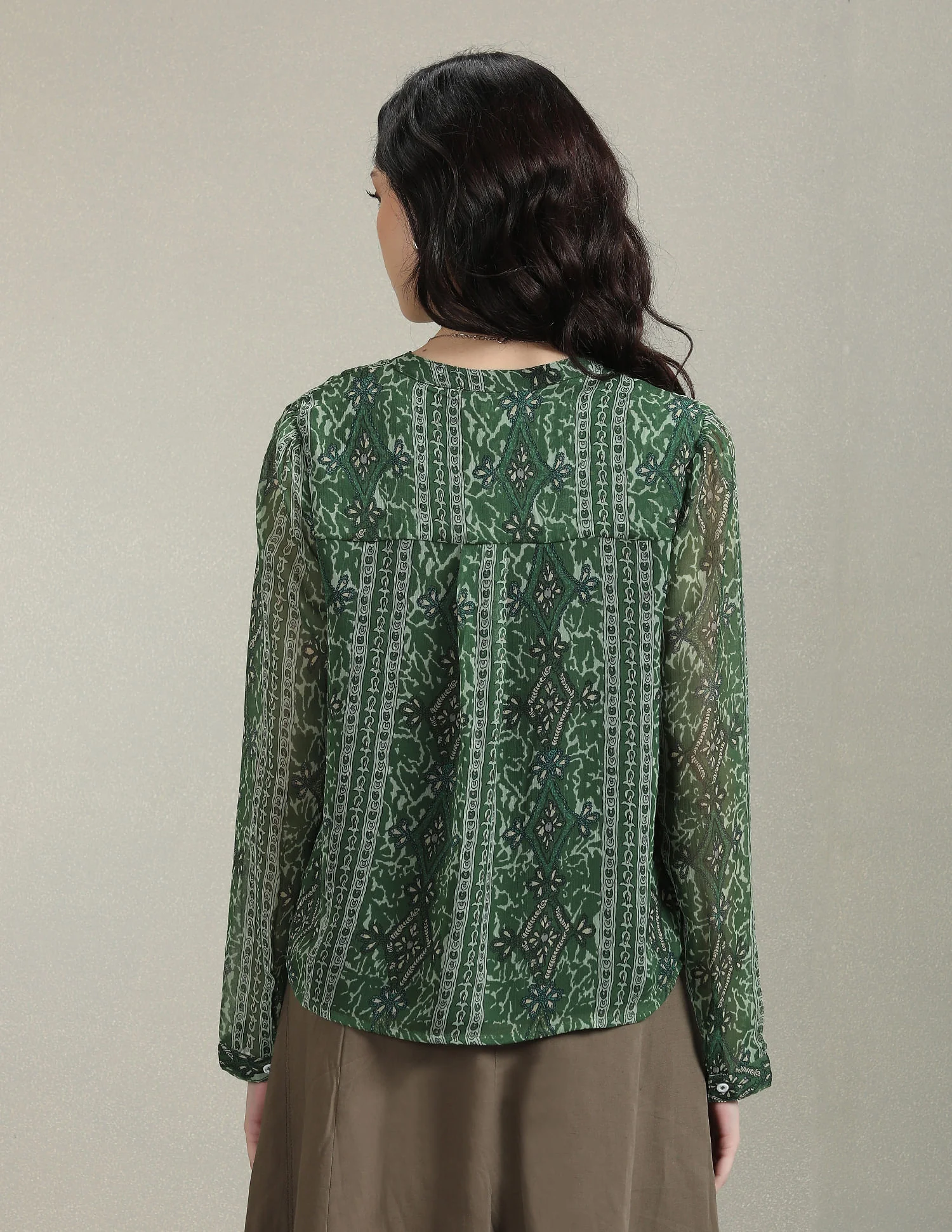 V-Neck Graphic Print Top - Image 5