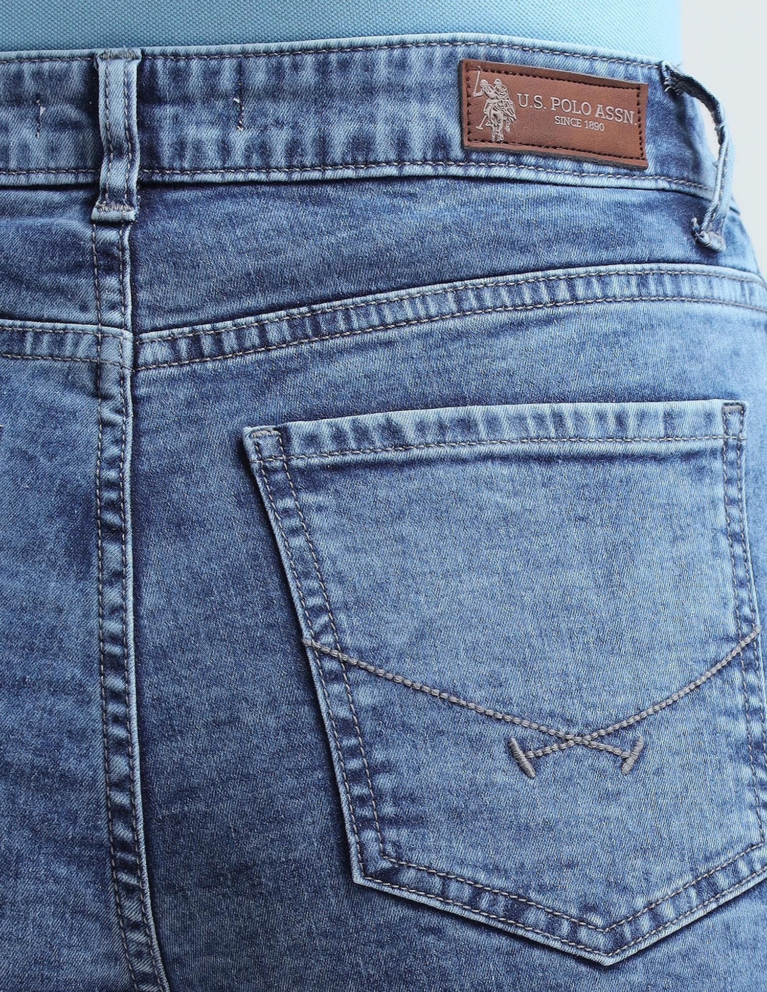 Wide Leg Fit Blue Jeans - Image 8