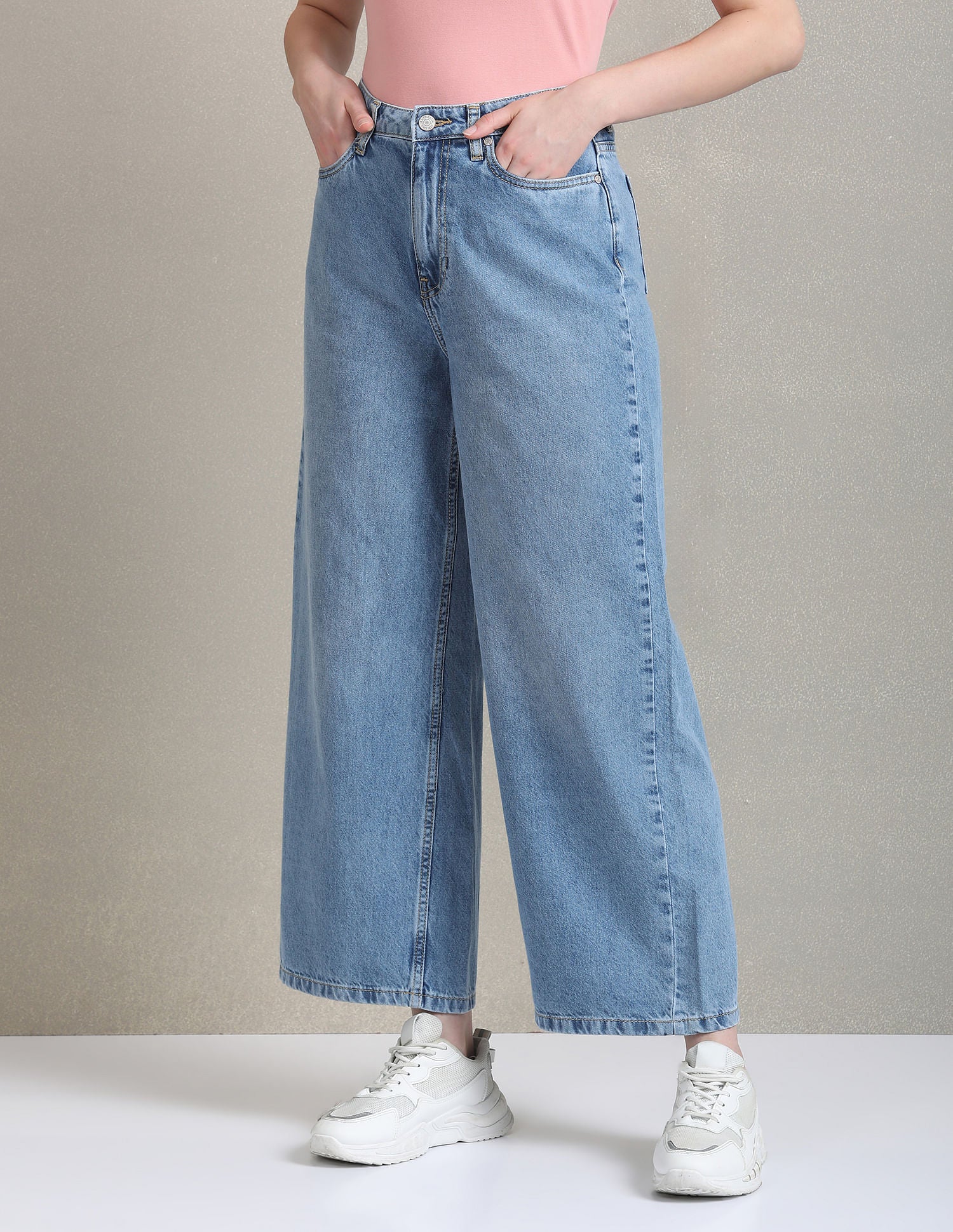 Wide Leg Fit Blue Jeans