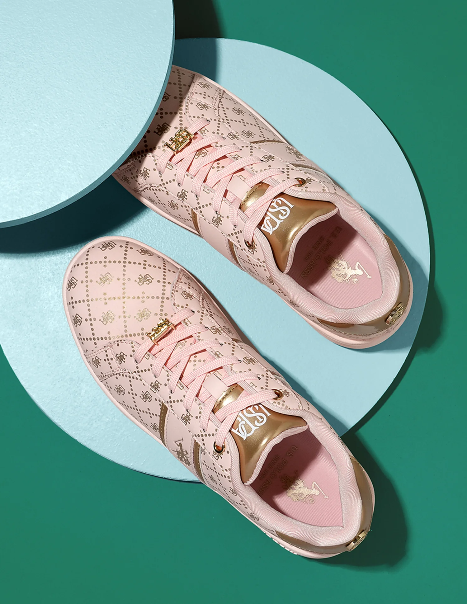 Women Logo Harriet 2.0 Sneakers