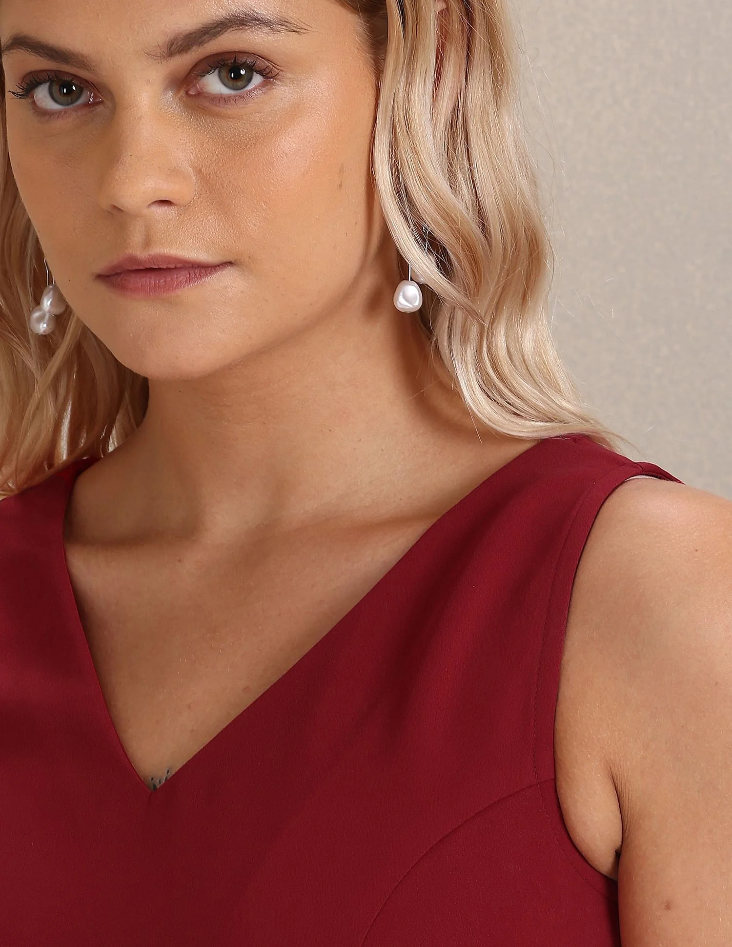Women Red V-Neck Sleeveless Solid Fit And Flare Dress - Image 7
