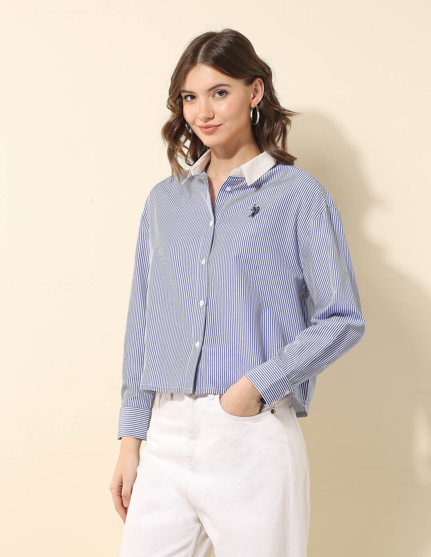 Vertical Striped Cropped Shirt - Image 4