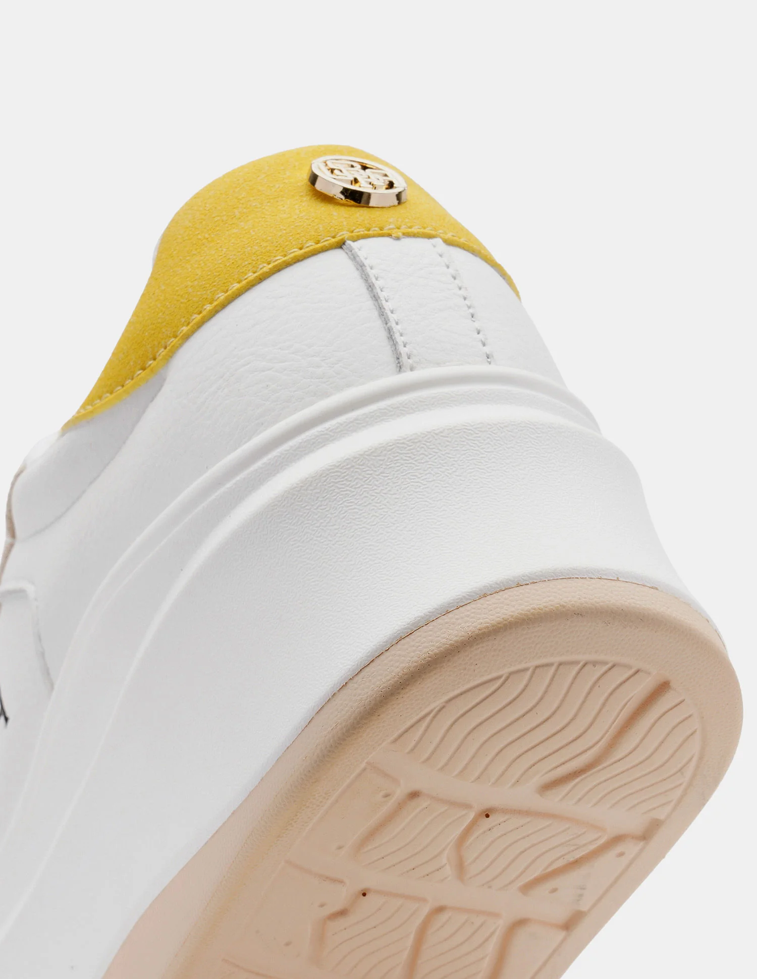 Women Ariella Low Top Sneakers - Image 9