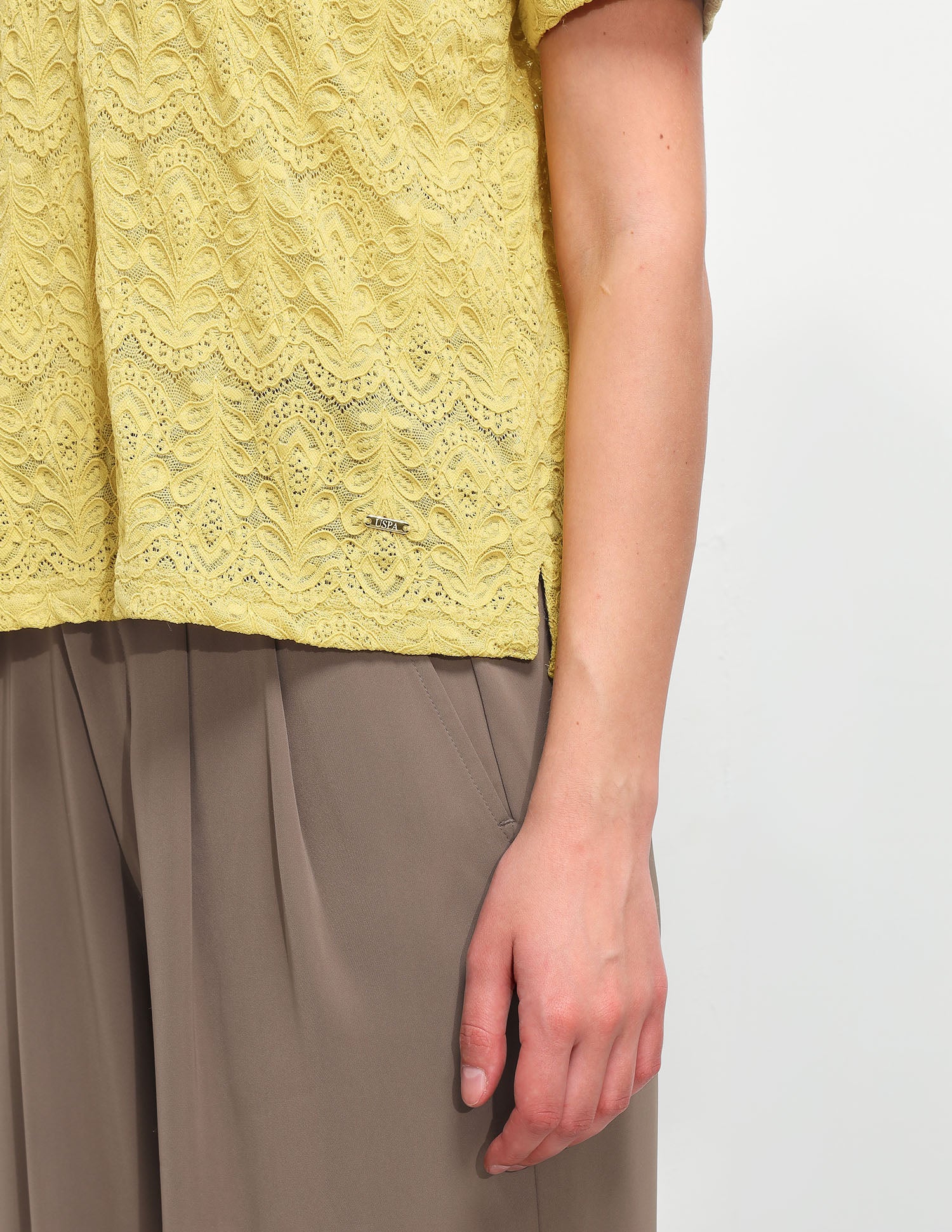 All Over Floral Lace Relaxed Fit Polo Shirt - Image 10