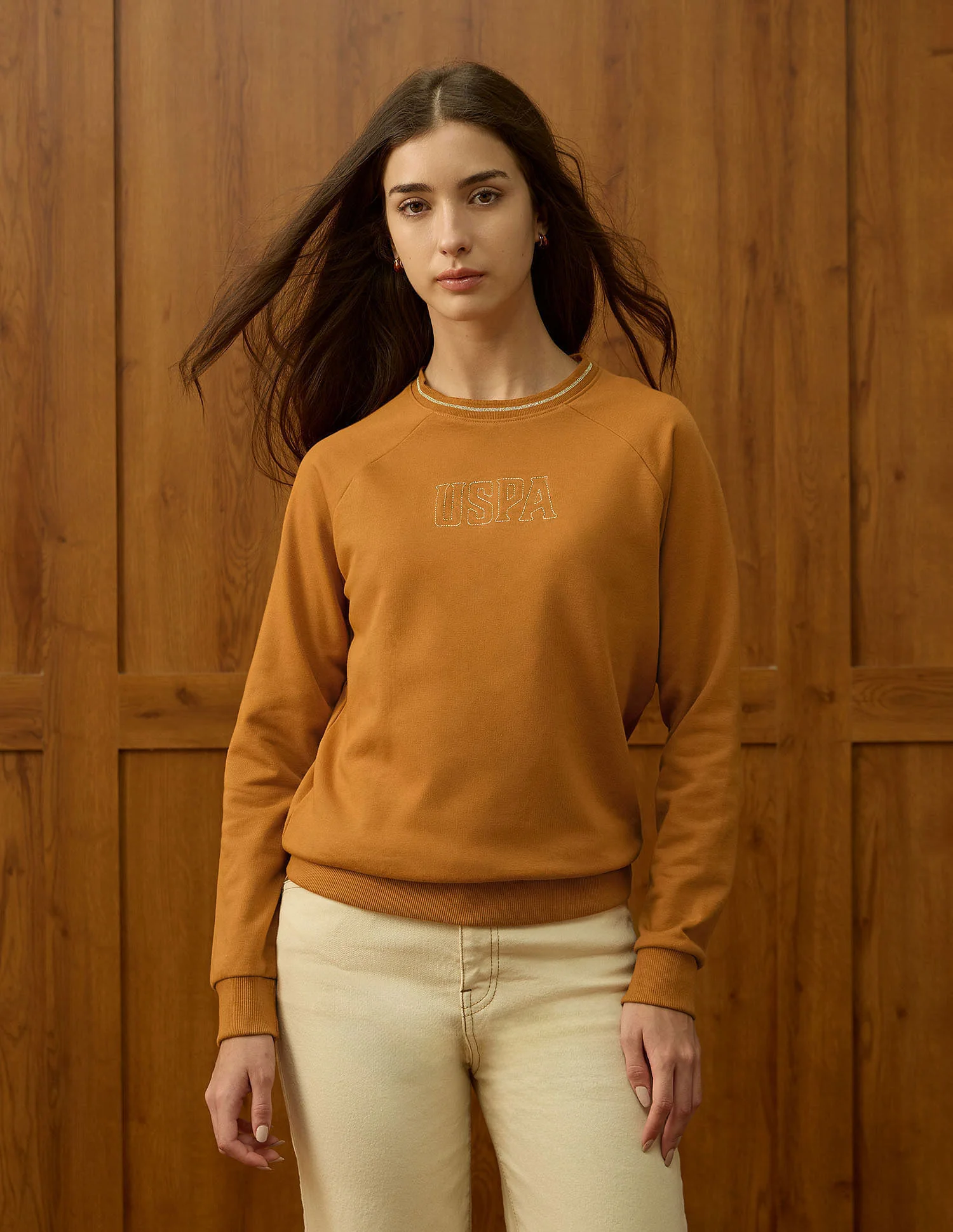 Brand Embroidered Sweatshirt - Image 6