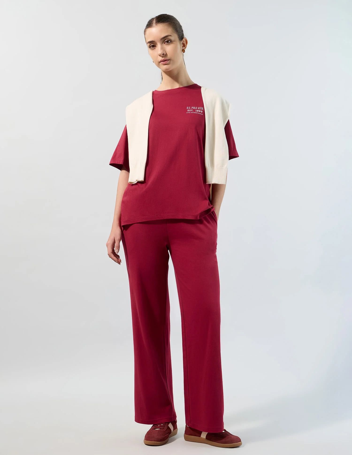 On The Go Brand Printed Boyfriend Fit T-Shirt - Image 3