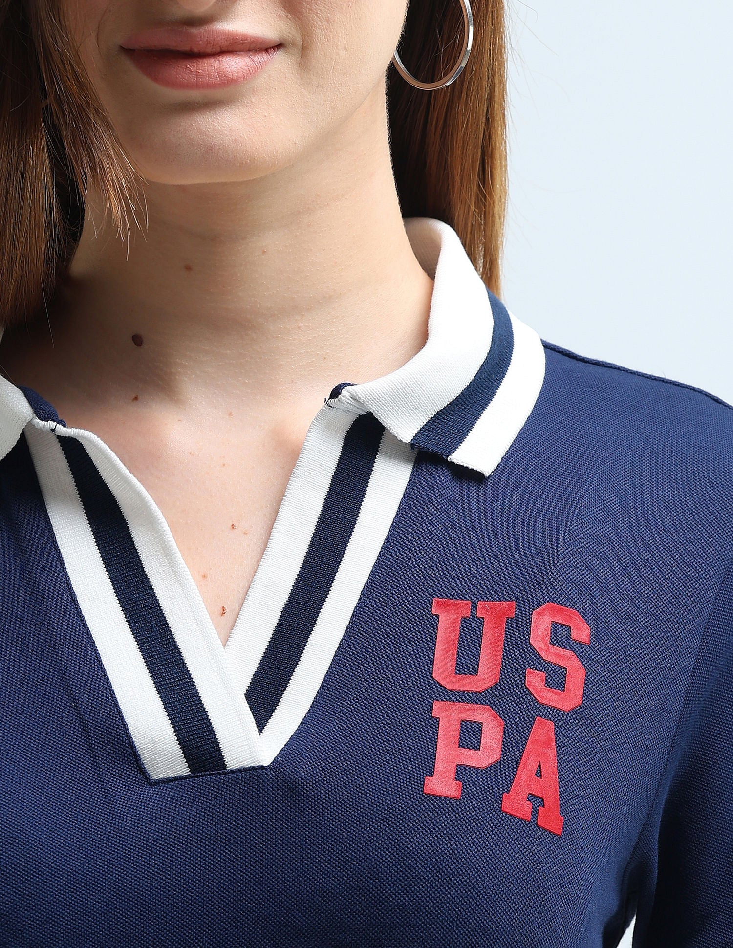Broad Tipped Collar Solid Polo Shirt - Image 7