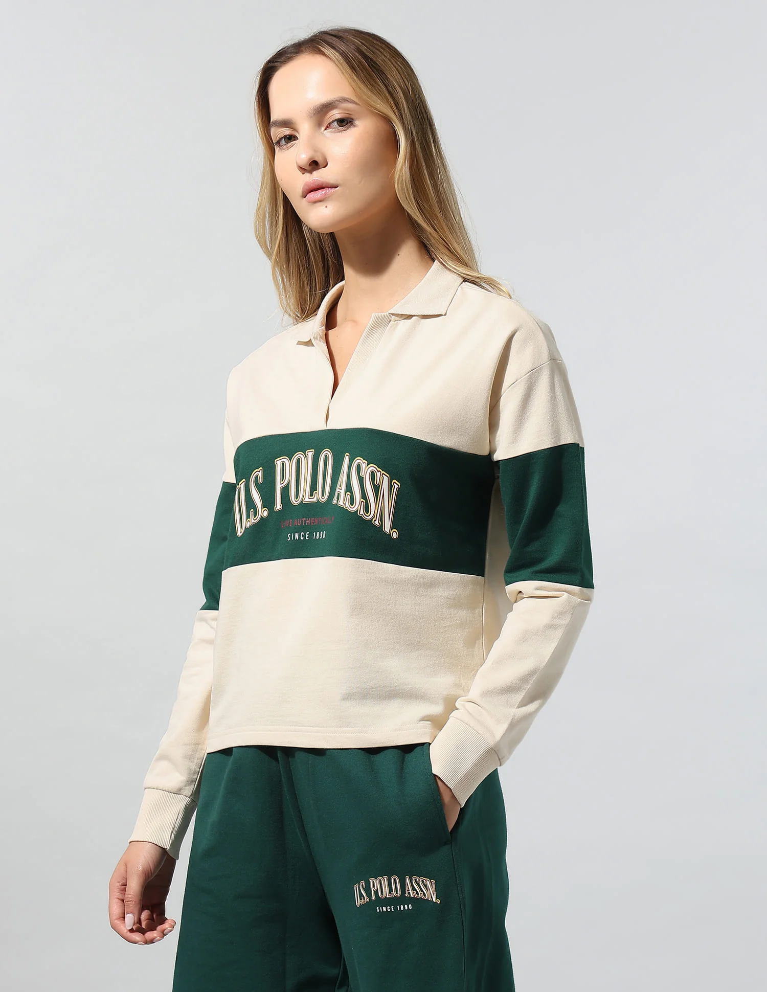 Colourblocked Brand Printed Sweatshirt - Image 4