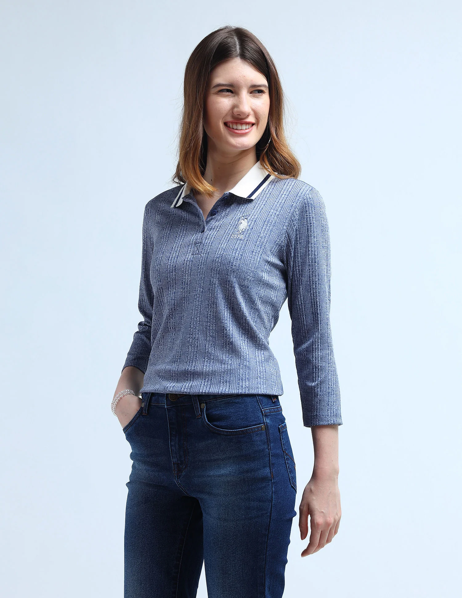 Contrast Collar Textured Polo Shirt - Image 4
