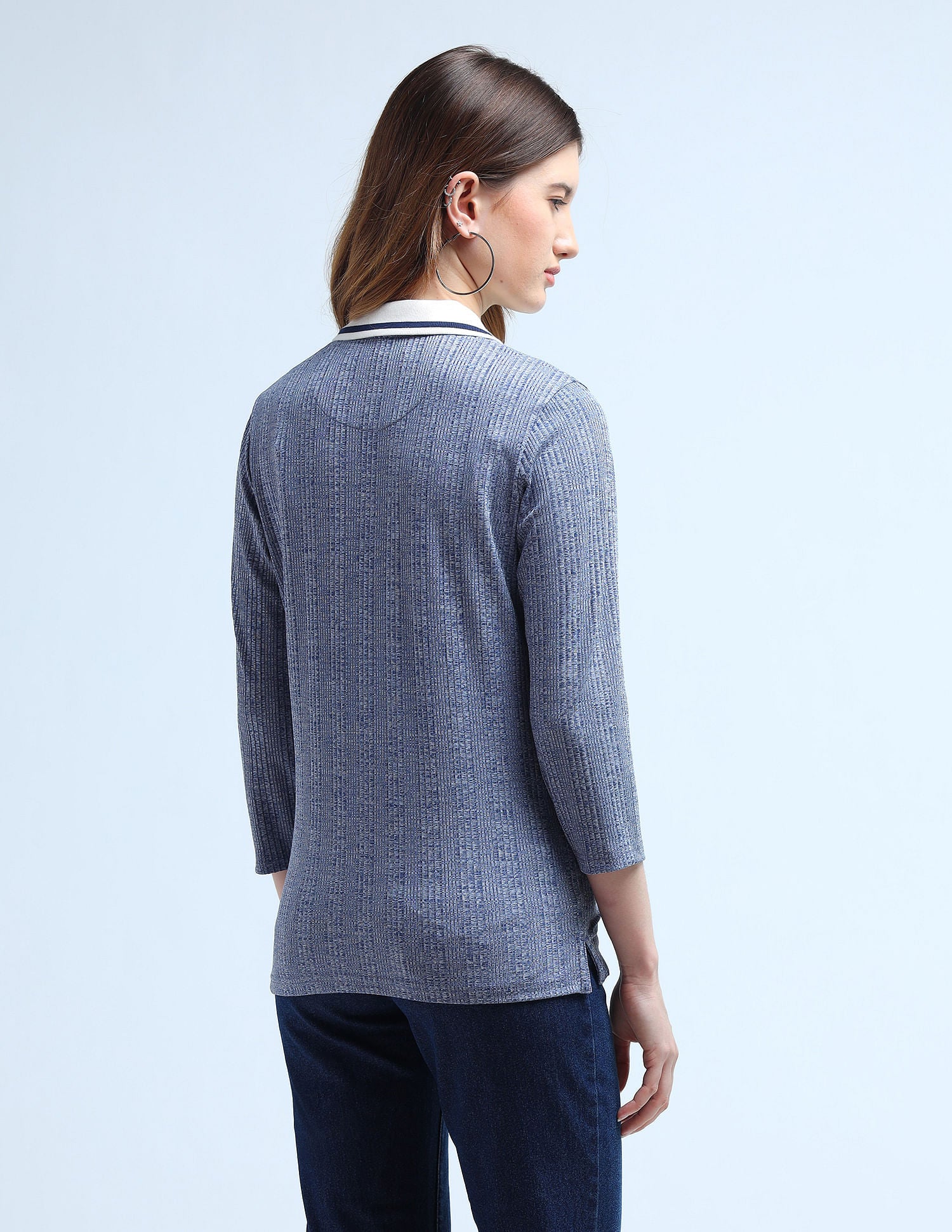 Contrast Collar Textured Polo Shirt - Image 5