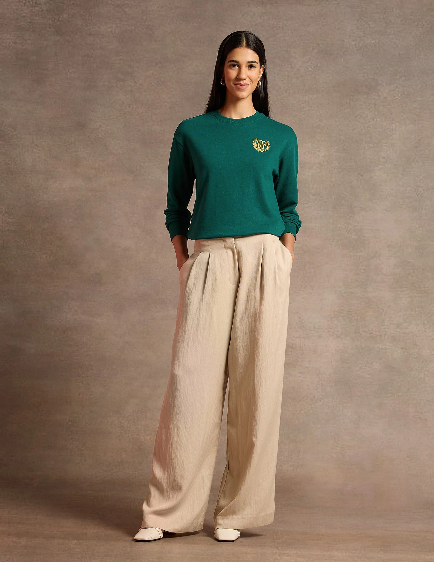 Crew Neck Logo Embroidered Sweatshirt - Image 3