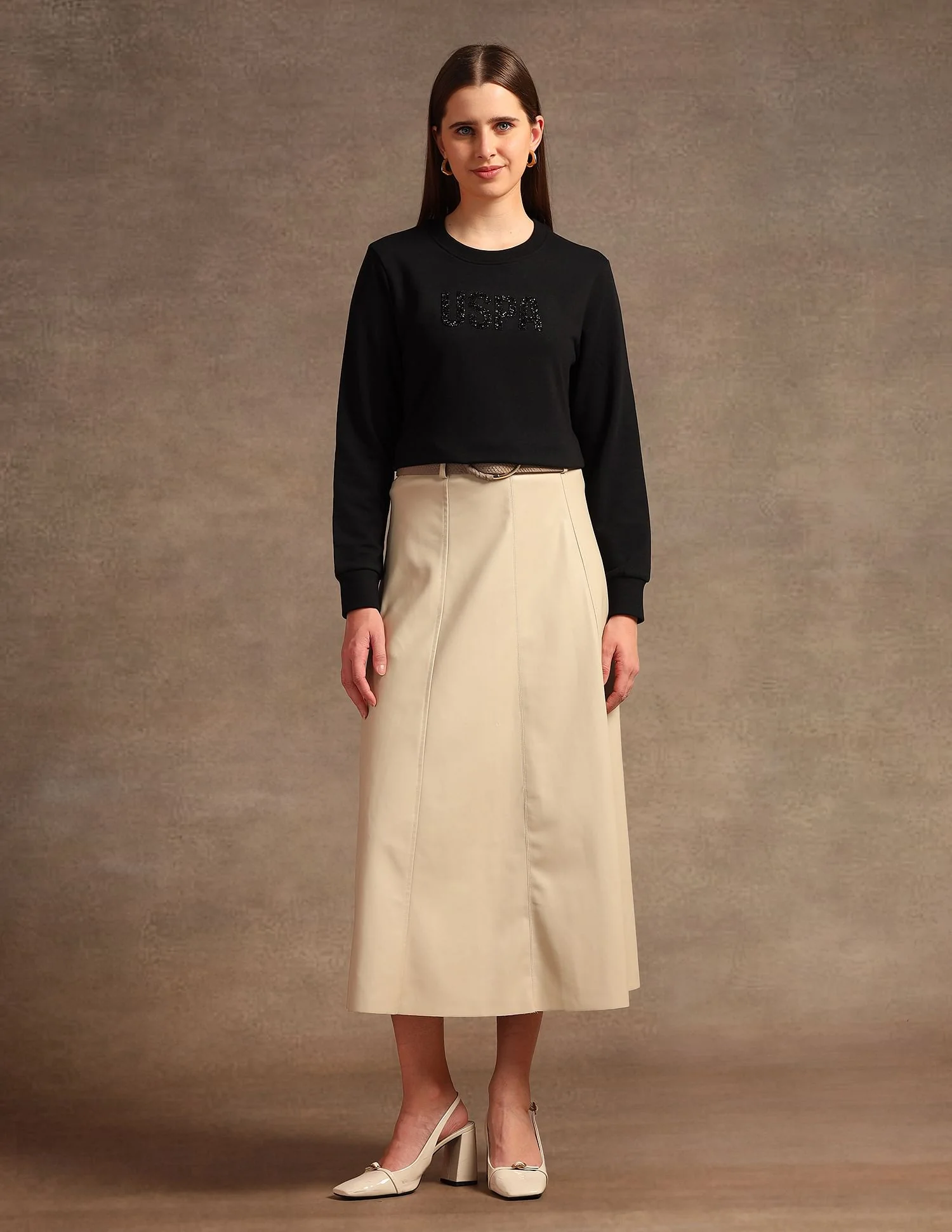 Drop Shoulder Appliqued Sweatshirt - Image 3