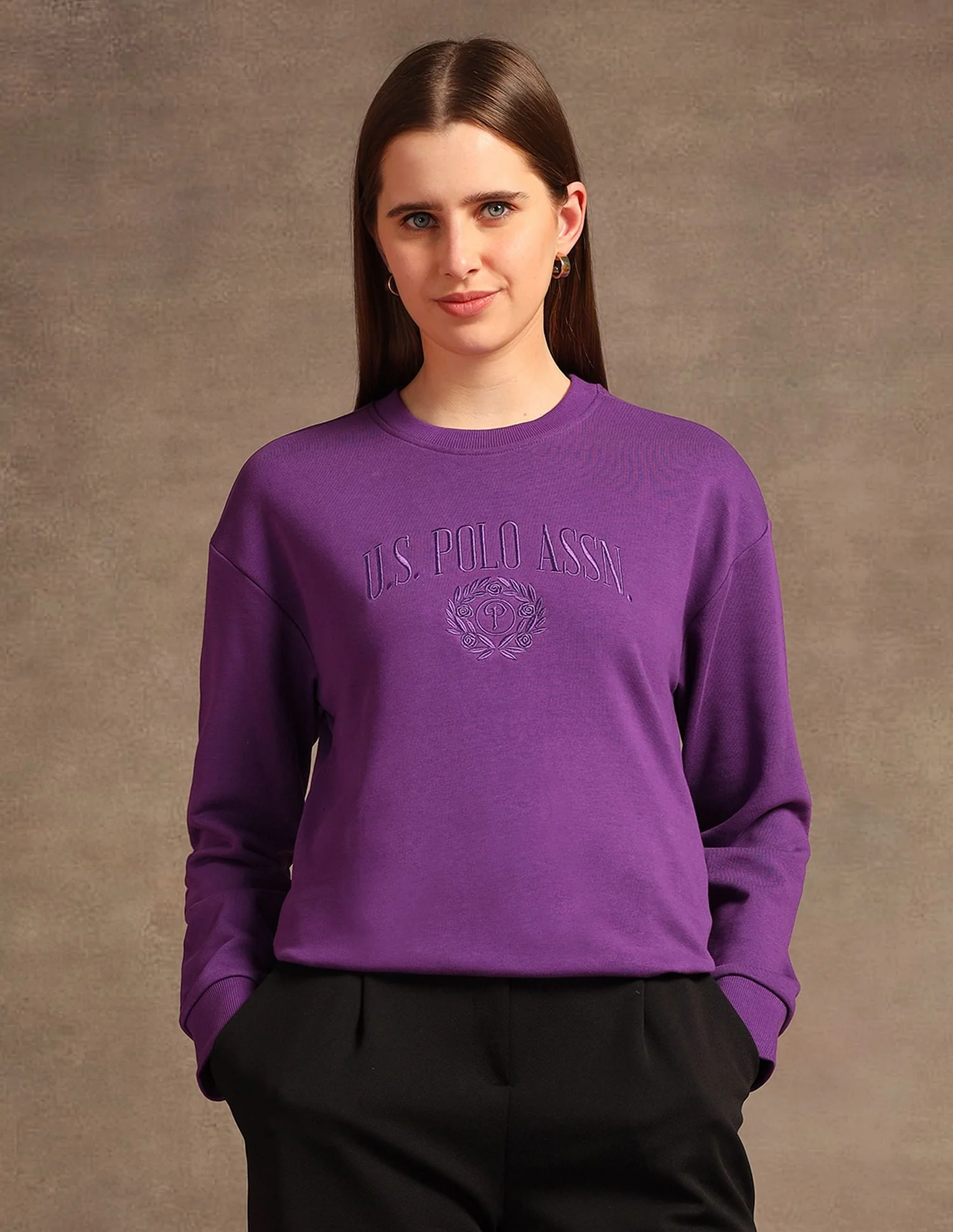Drop Shoulder Embroidered Sweatshirt - Image 6