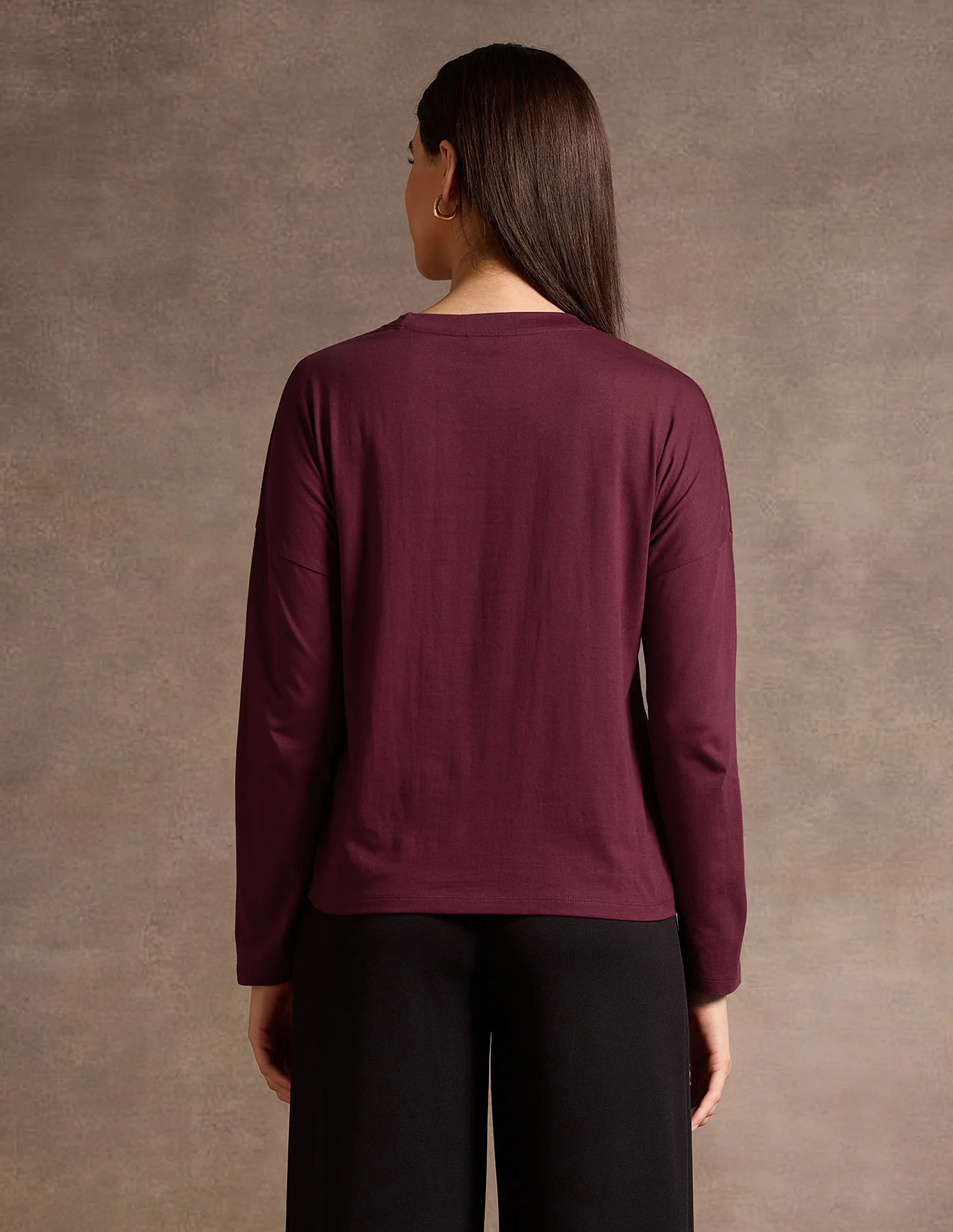 Drop Shoulder Satin Flock T-Shirt - Image 5