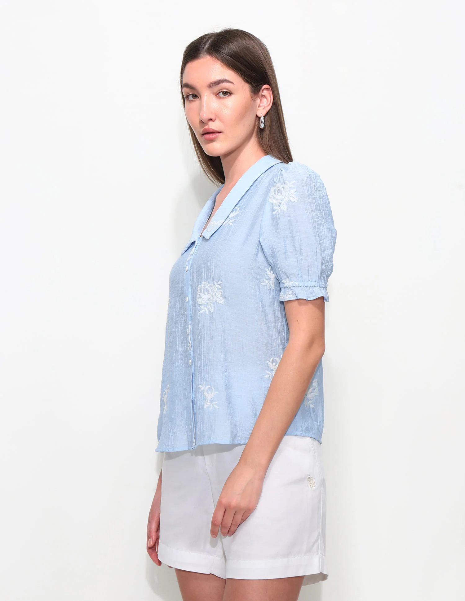 Flat Collar Floral Embroidered Top - Image 4