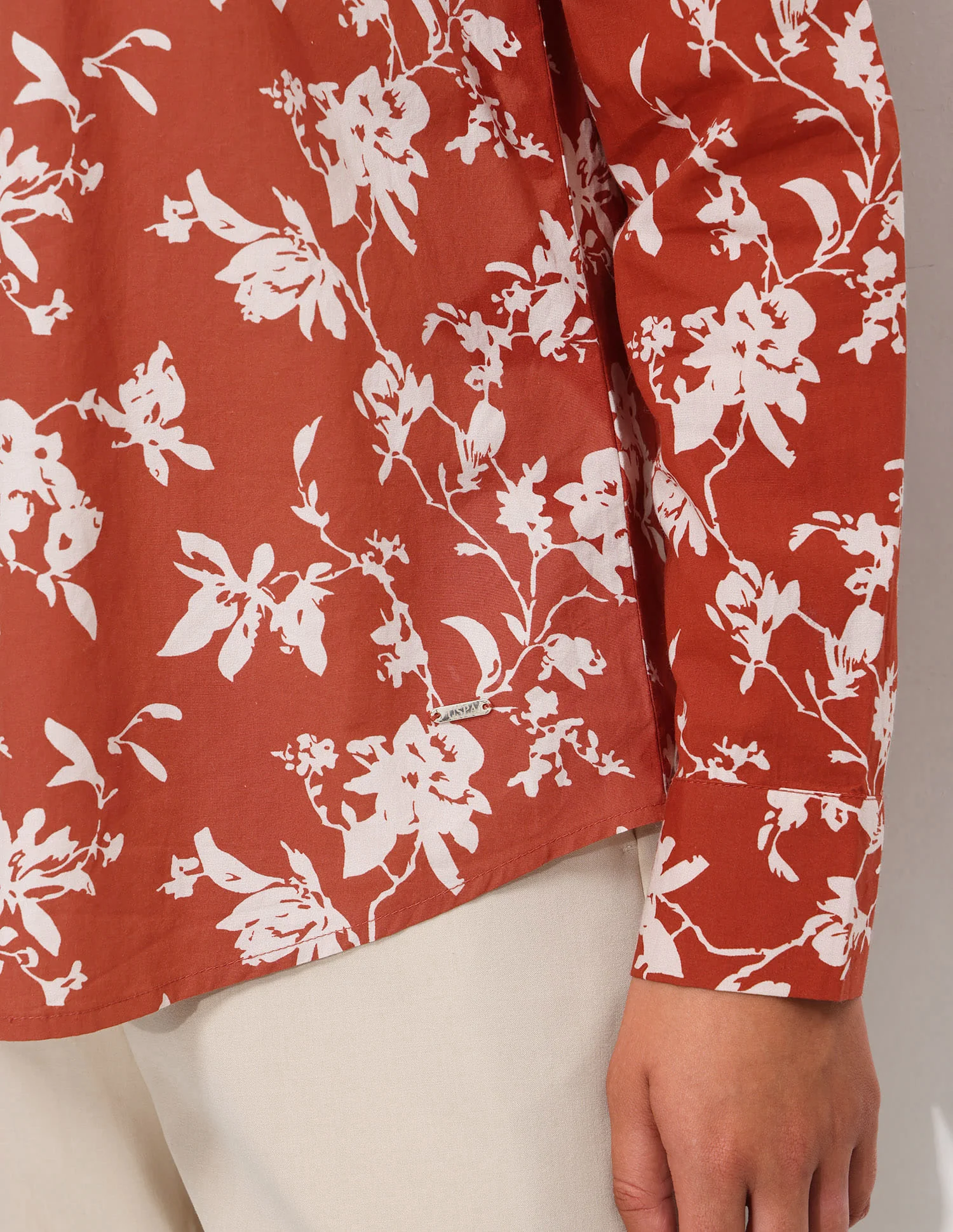 Floral Printed Regular Fit Shirt - Image 9