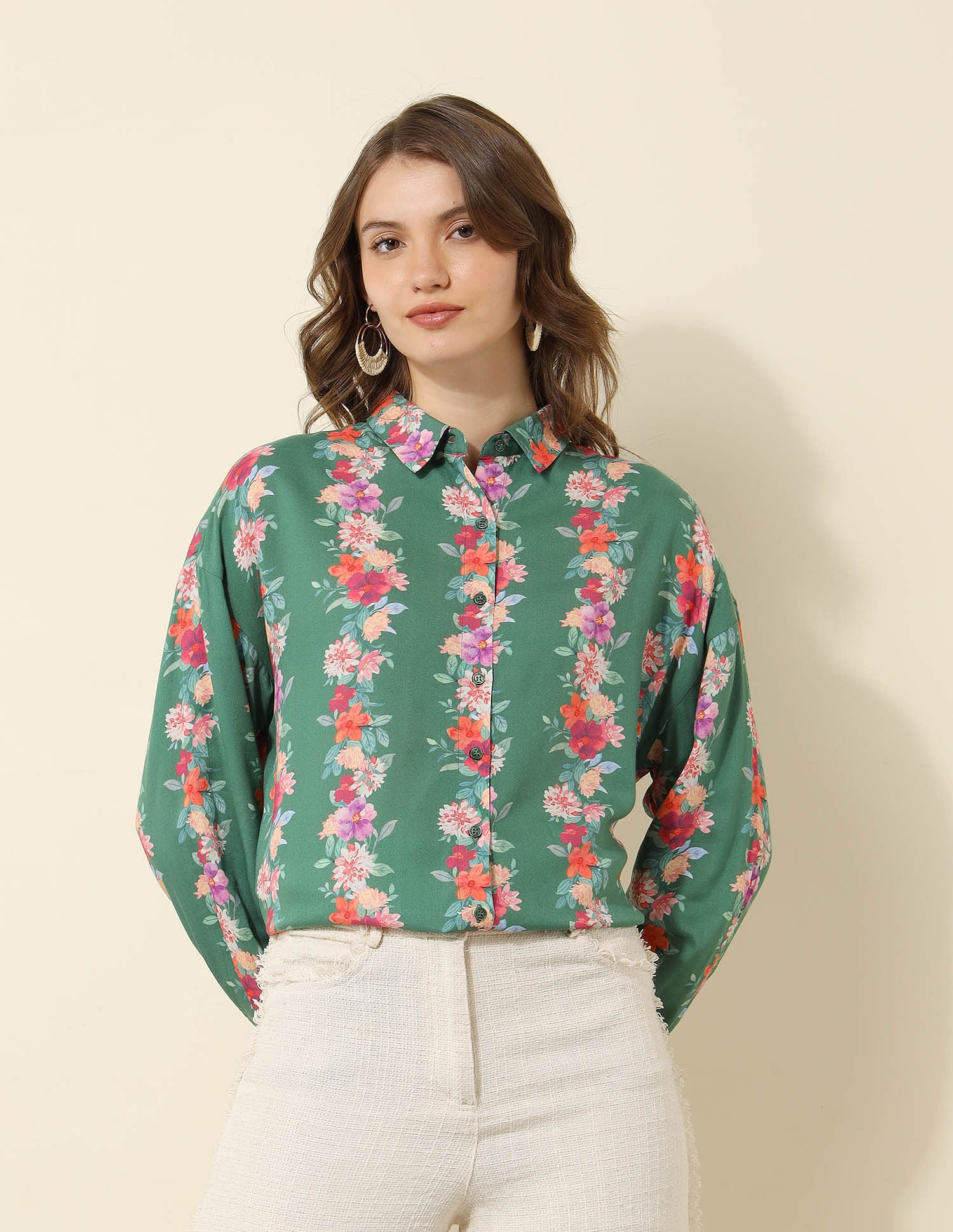 Floral Printed Regular Fit Shirt - Image 6