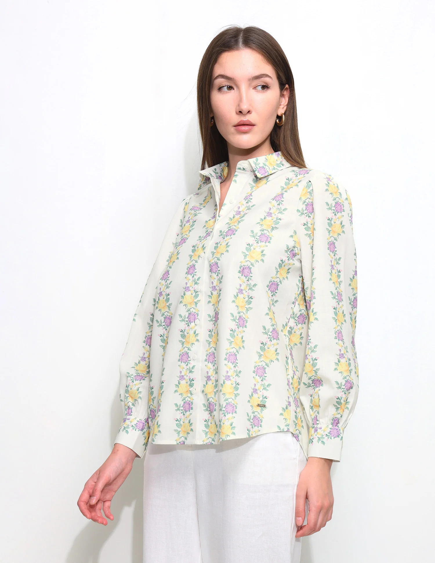 Floral Printed Regular Fit Shirt - Image 4