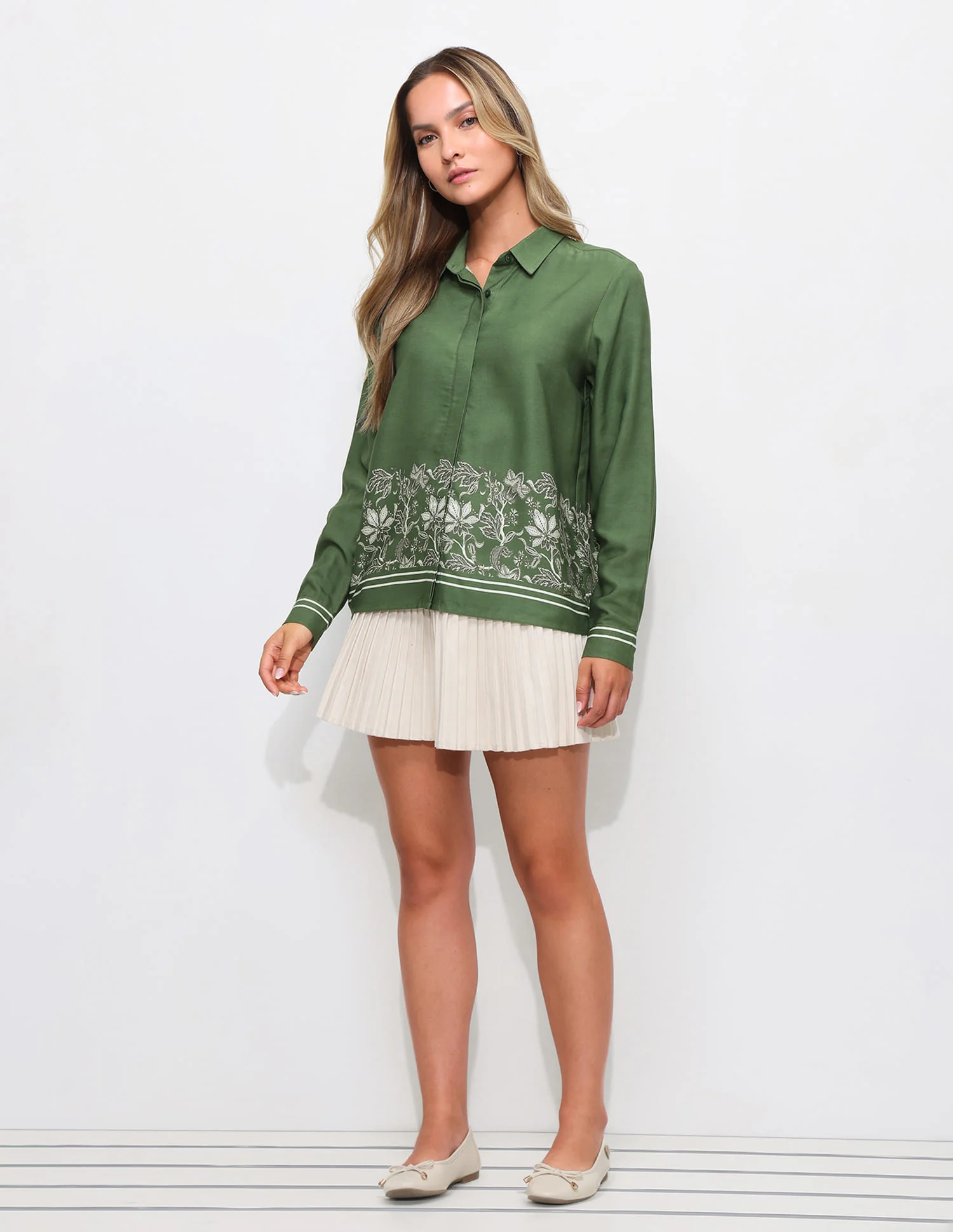 Floral Printed Relaxed Fit Shirt - Image 3