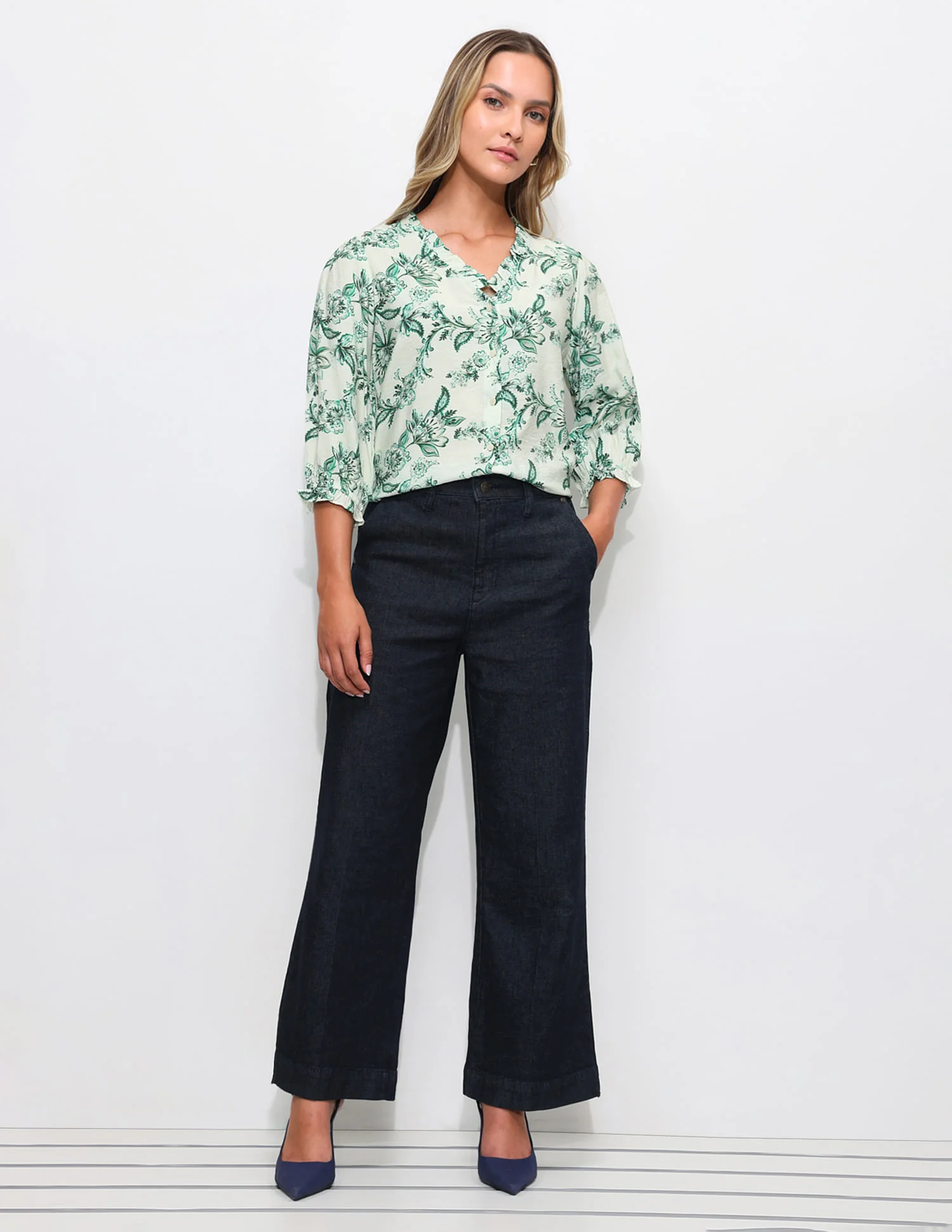 Floral Printed Ruffle Top - Image 3