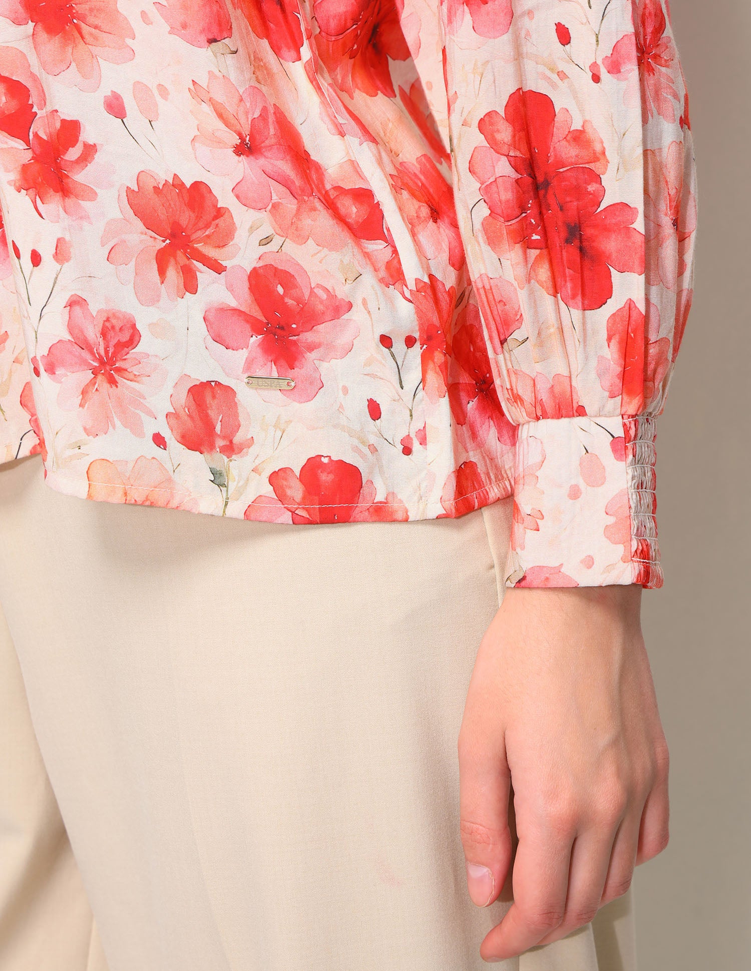 Floral Printed Smocking Sleeve Top - Image 9